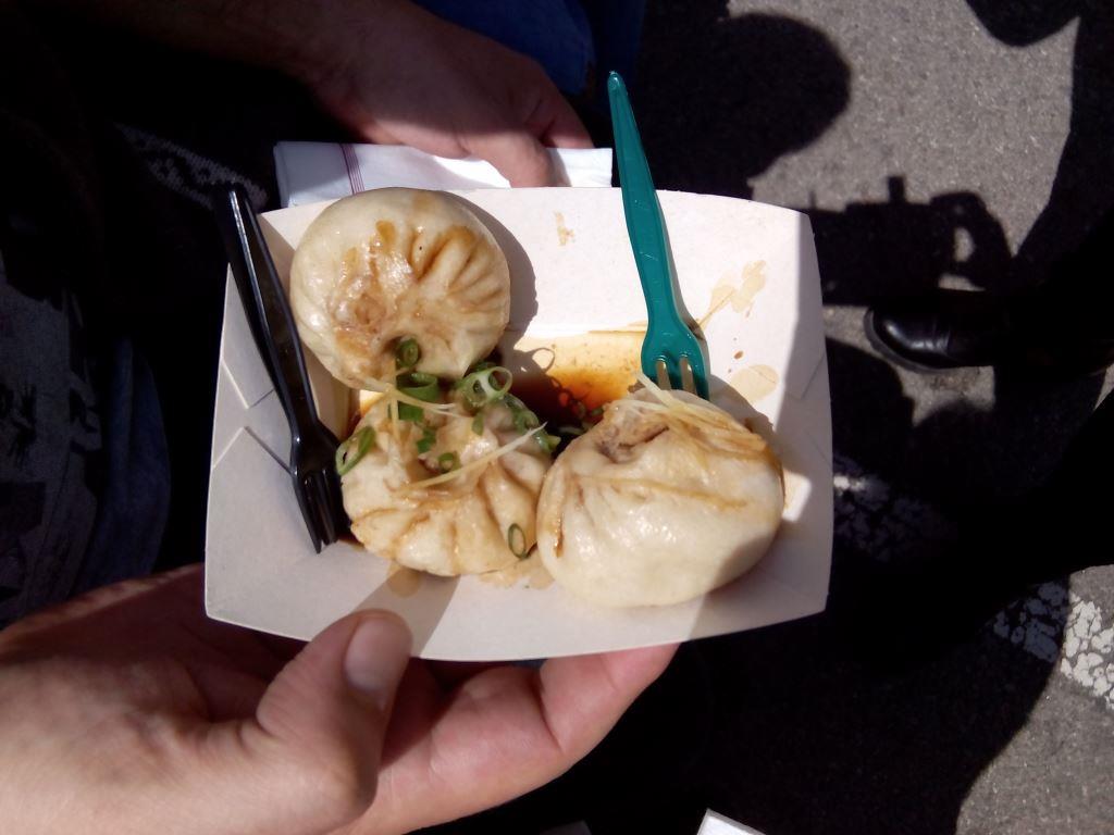 Dumplings, como los calamares, de Mosquito. Muy buenos :-)