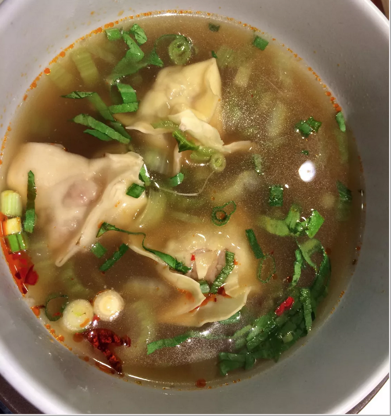 Sopa de won ton