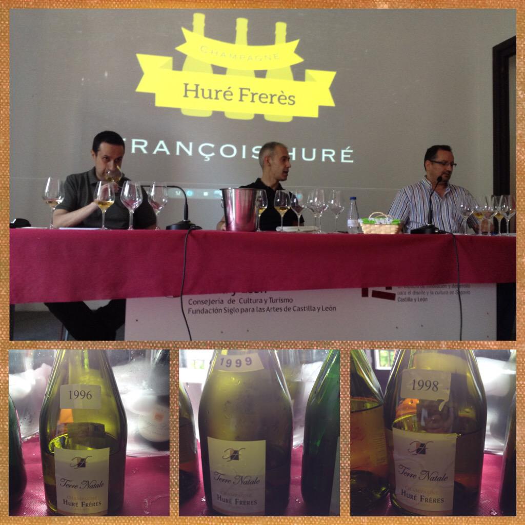 Cata vertical de Terre Natale. Un tal eusaenz ayudó en las presentaciones de los vinos…