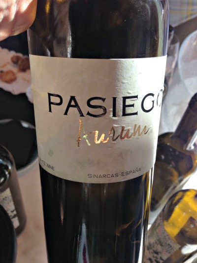 Aurum de Bodegas Pasiego: Vino blanco nuevo de Bodegas Pasiego presentado en Placer Bobal Origen