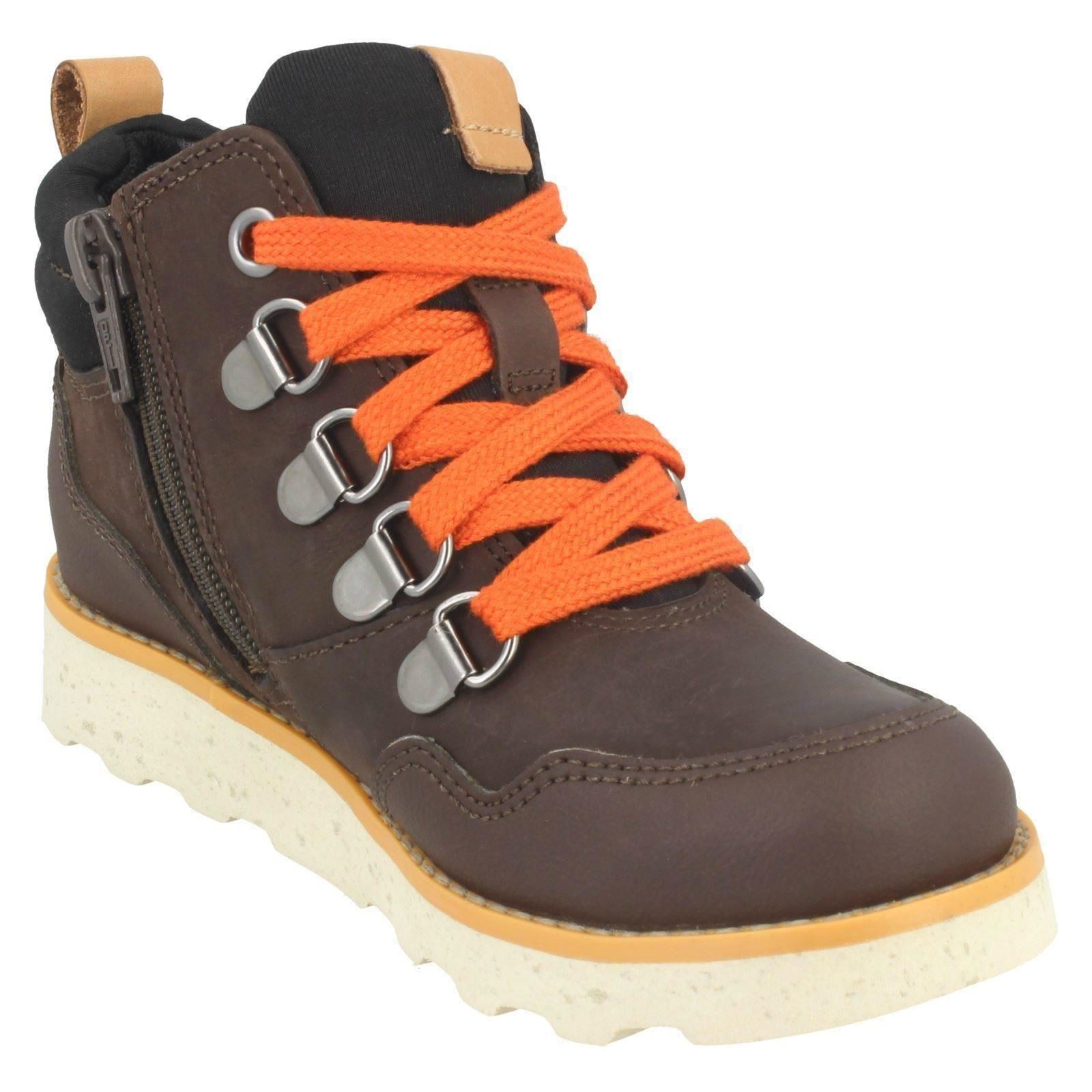 Details about / Boys Clarks Casual Ankle Boots Dexy Hi Gtx
