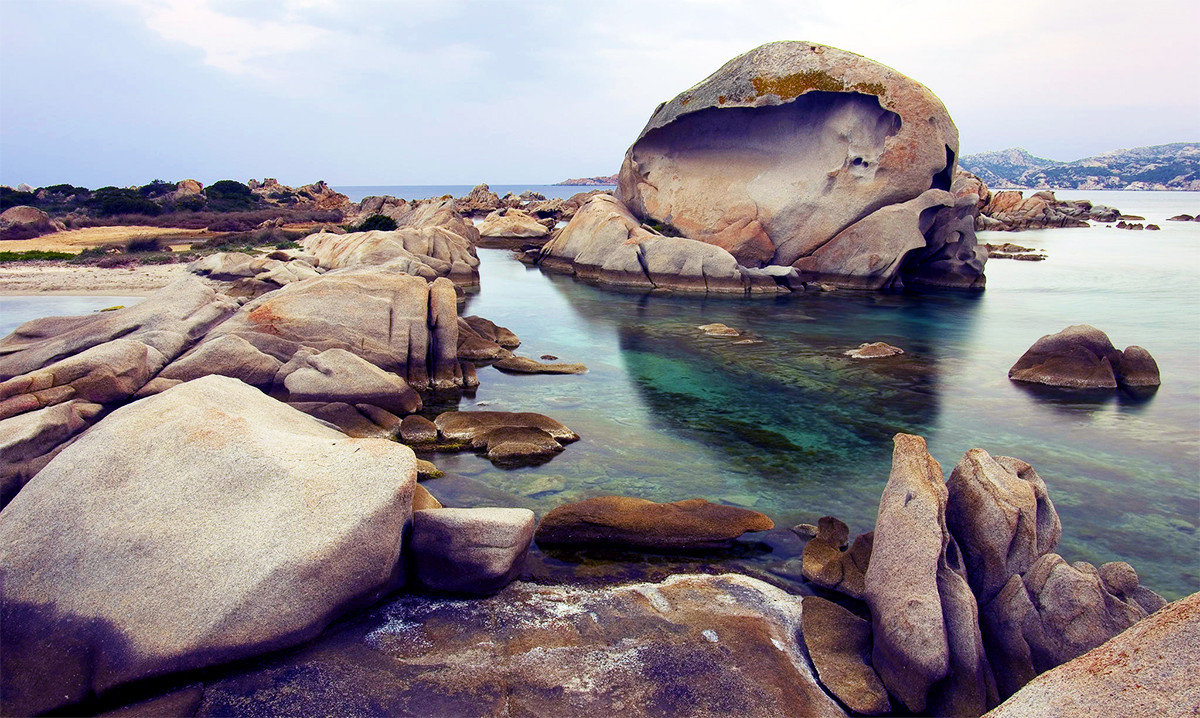 Beach di Testa di Polpo, La Maddalena