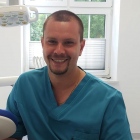 lek. dent. Denis Rogoziński