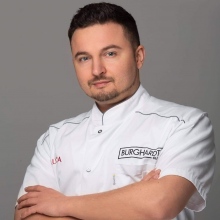 Jakub Burghardt, specjalista medycyny estetycznej Częstochowa
