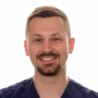 lek. Grzegorz Iwanek
