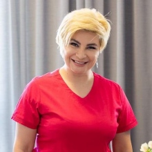 SYBILLA BRZOZOZOWSKA-MAŃKOWSKA, lekarz medycyny estetycznej Zielona Góra
