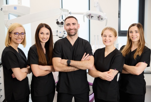 Centrum Estetique - Implantologia, Stomatologia Estetyczna, stomatolog Wrocław, Bielany Wrocławskie-1