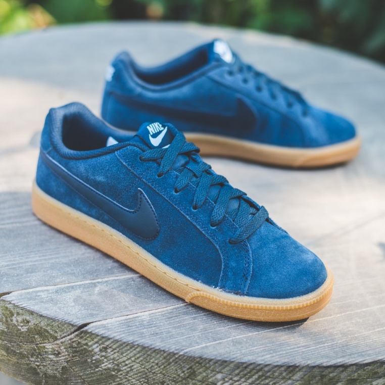 Nike WMNS Court Royale Suede Amory Navy Nike WMNS Court Royale Suede Amory Navy