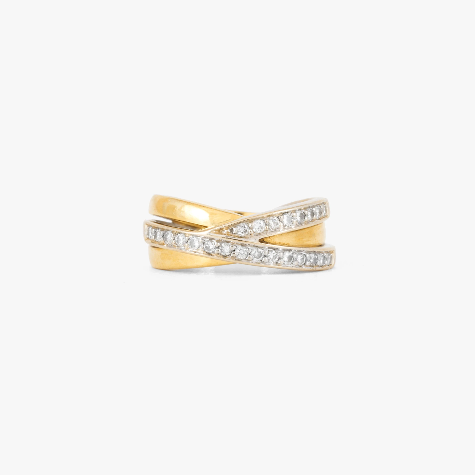 Gold yellow ring, decorated with diamonds