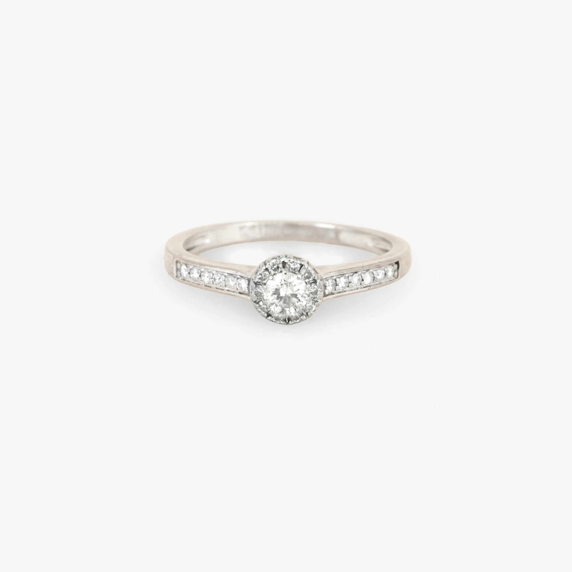White gold GHA ring, decorated with diamonds