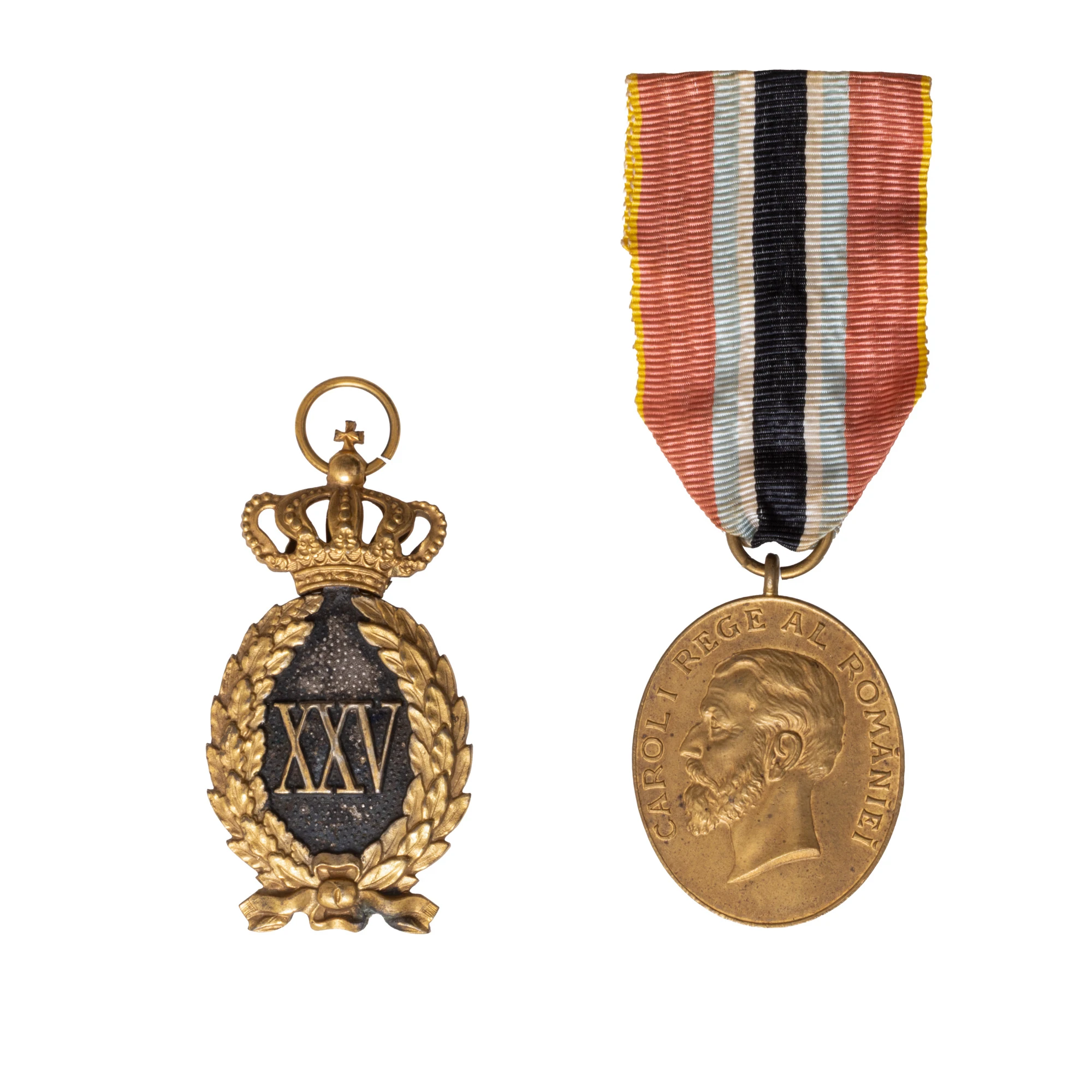 Lot format din medalia jubiliară ”40 de ani de domnie”, gravor Paul Telge, 1906, și Semnul Onorific pentru ofițeri ”25 de ani de serviciu militar”, 1872