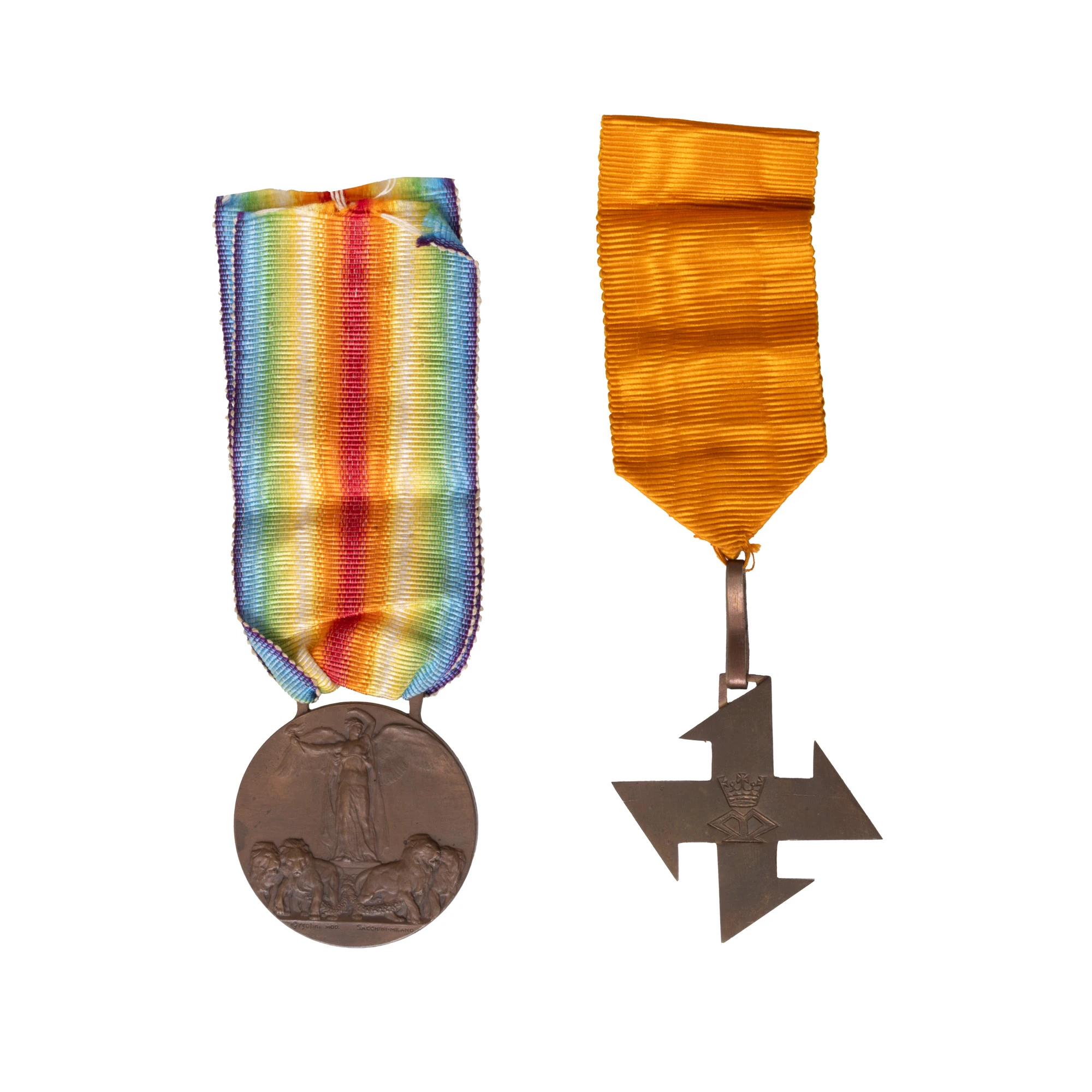 Lot format din medalia ”Victoria în Marele Război pentru Civilizație”, Italia, cca. 1921, și ordinul ”Crucea Regina Maria”, clasa II, 1917