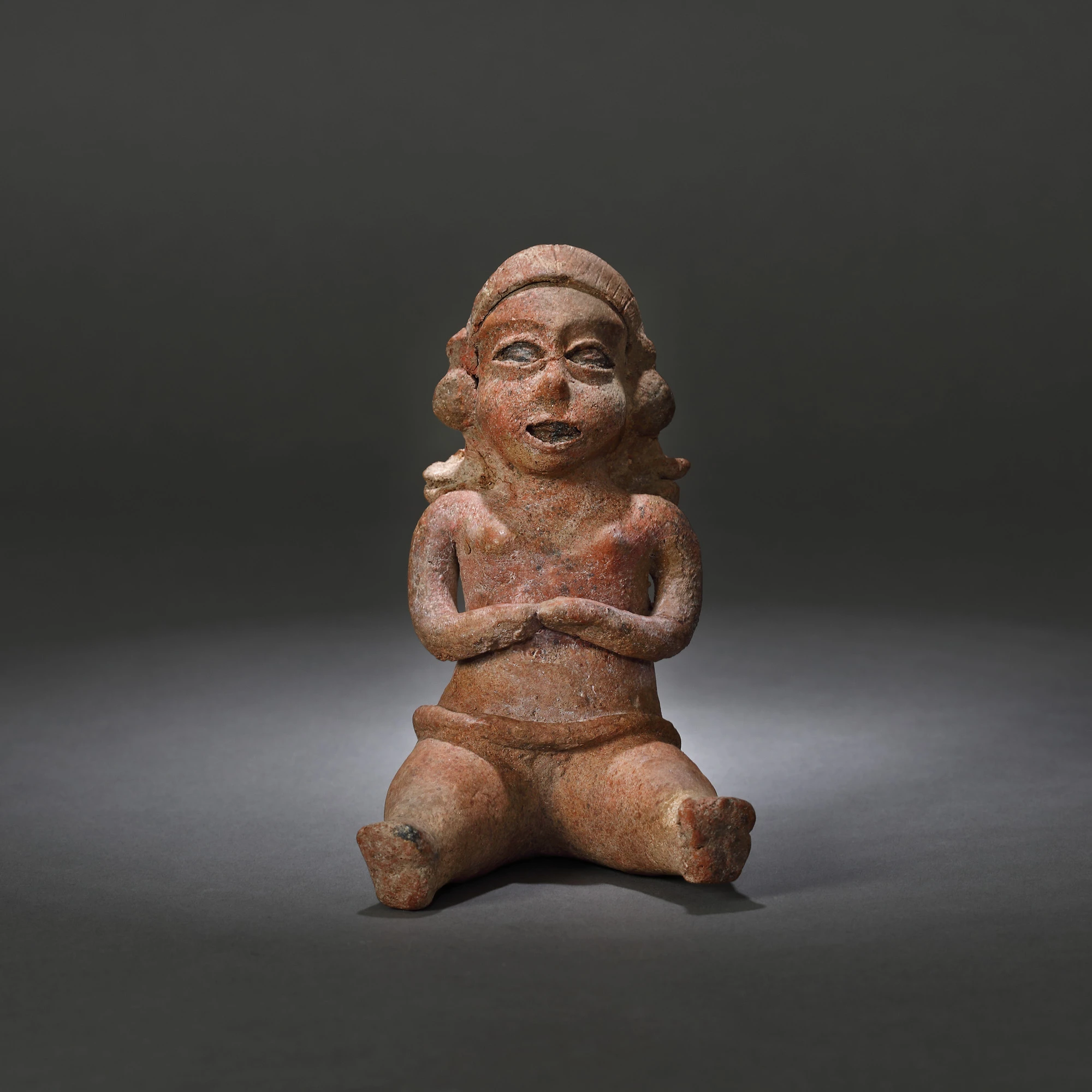 Terracotta statuette, representing a female figure, Xochipala Olmec culture, Mexico, approx. 3,000 years old, 10th century B.C. (accompanied by an expert report)