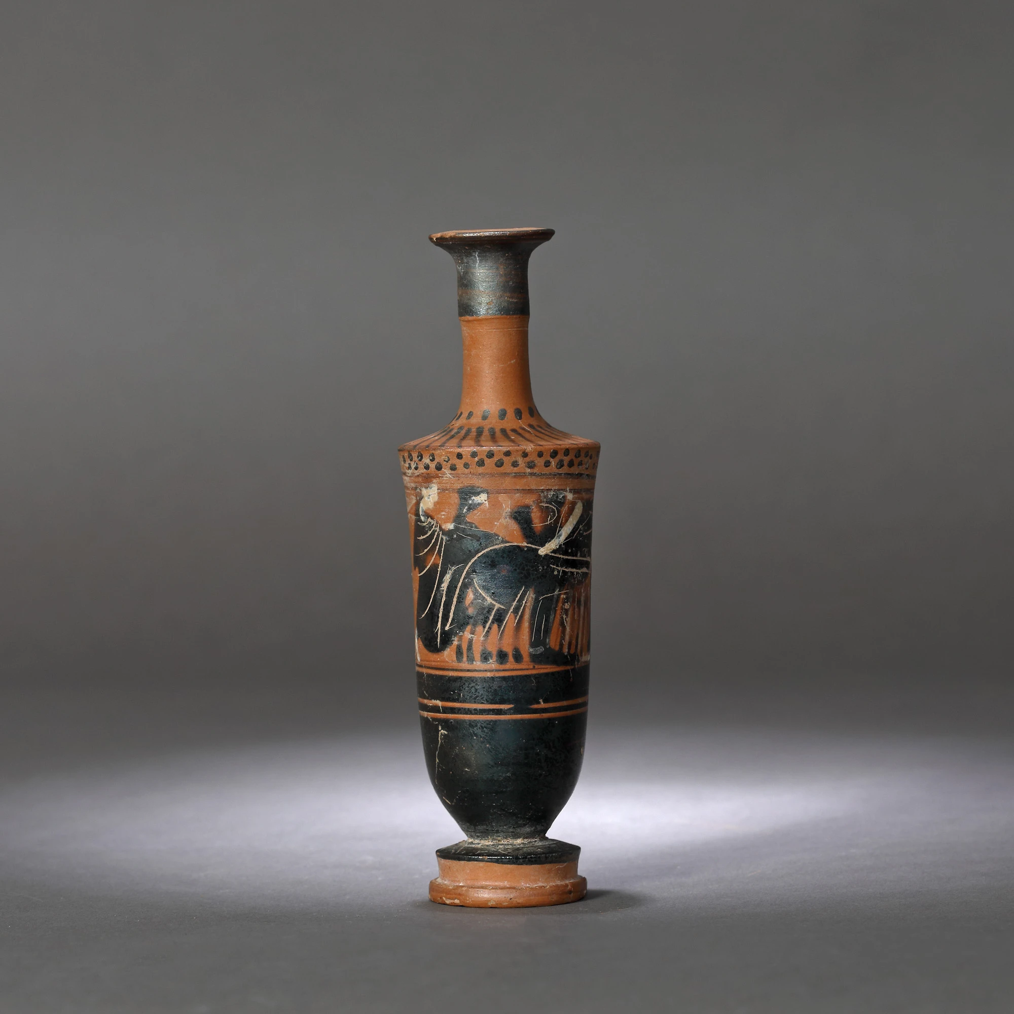 Lekythos - ceramic vessel for fragrant oil, possibly used in the wedding ritual, depicting Apollo in a chariot drawn by lions, wolves and wild boars, Classical Greece, approx. 2,500 years old, 5th century B.C. (accompanied by an expert report)