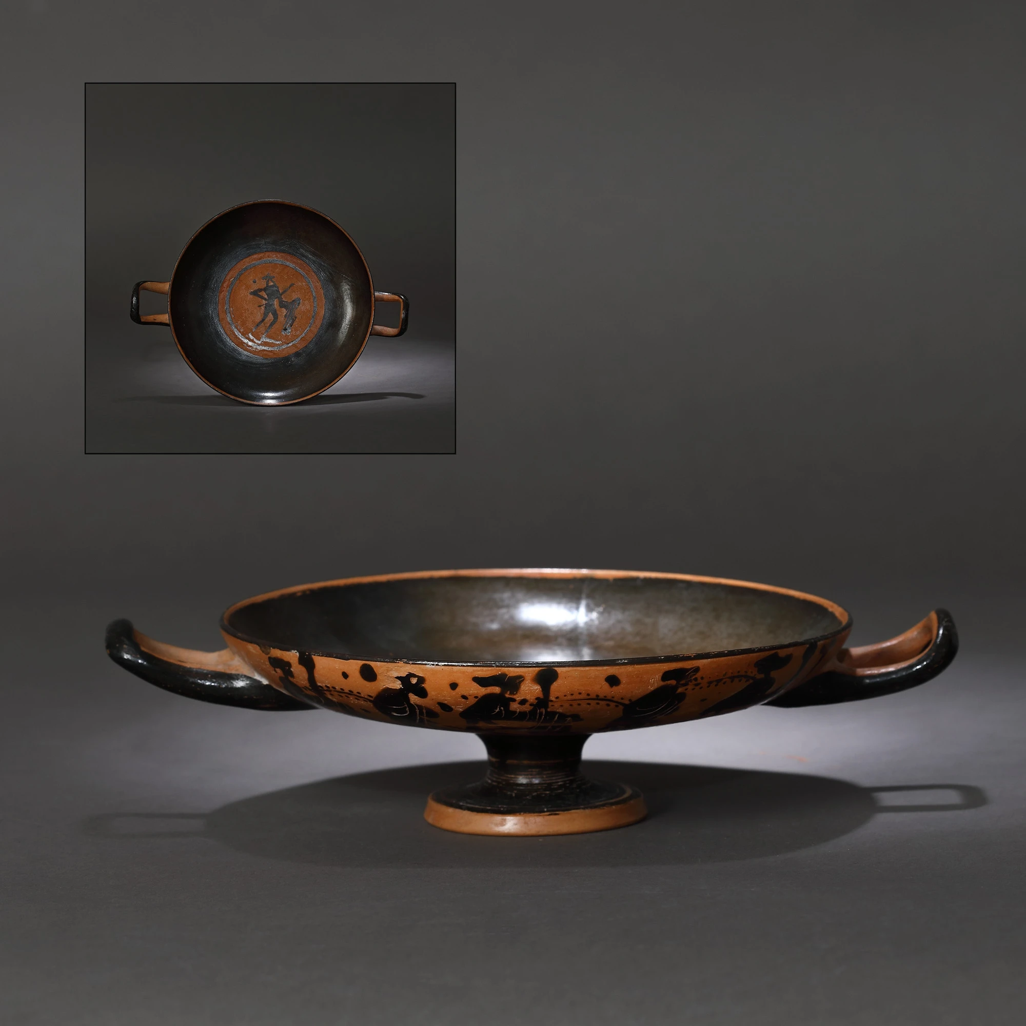 Kylix - ceramic wine jug, black-figure style, Classical Greece, approx. 2,400 years old, 4th century B.C. (accompanied by an expert report)