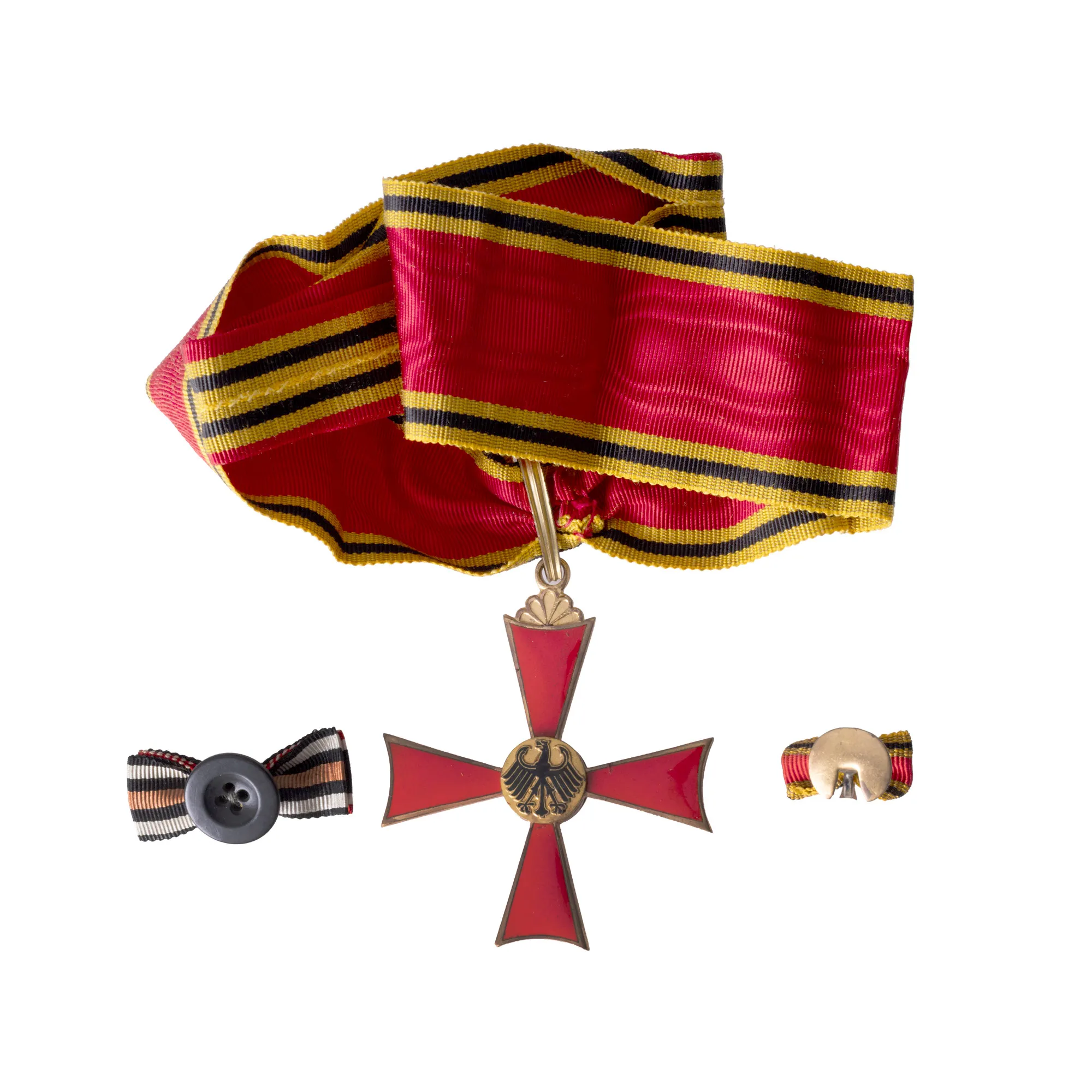 Medalie ”Ordinul de Merit al Republicii Federale Germania”, alături de brevet, semnat olograf de Președintele Germaniei Heinrich Lübke, 1962, în cutia originală