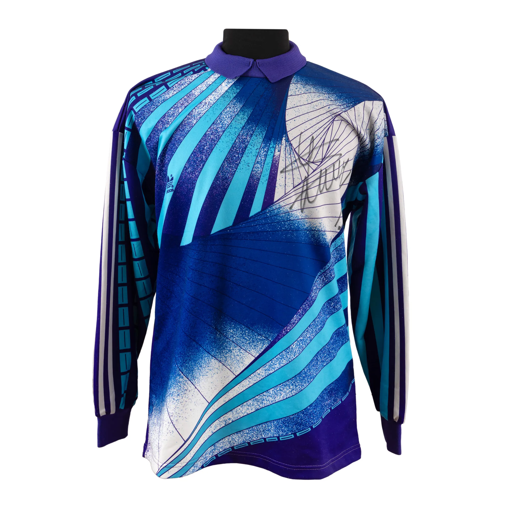 Goalkeeper T-shirt, with Silviu Lung's holographic signature