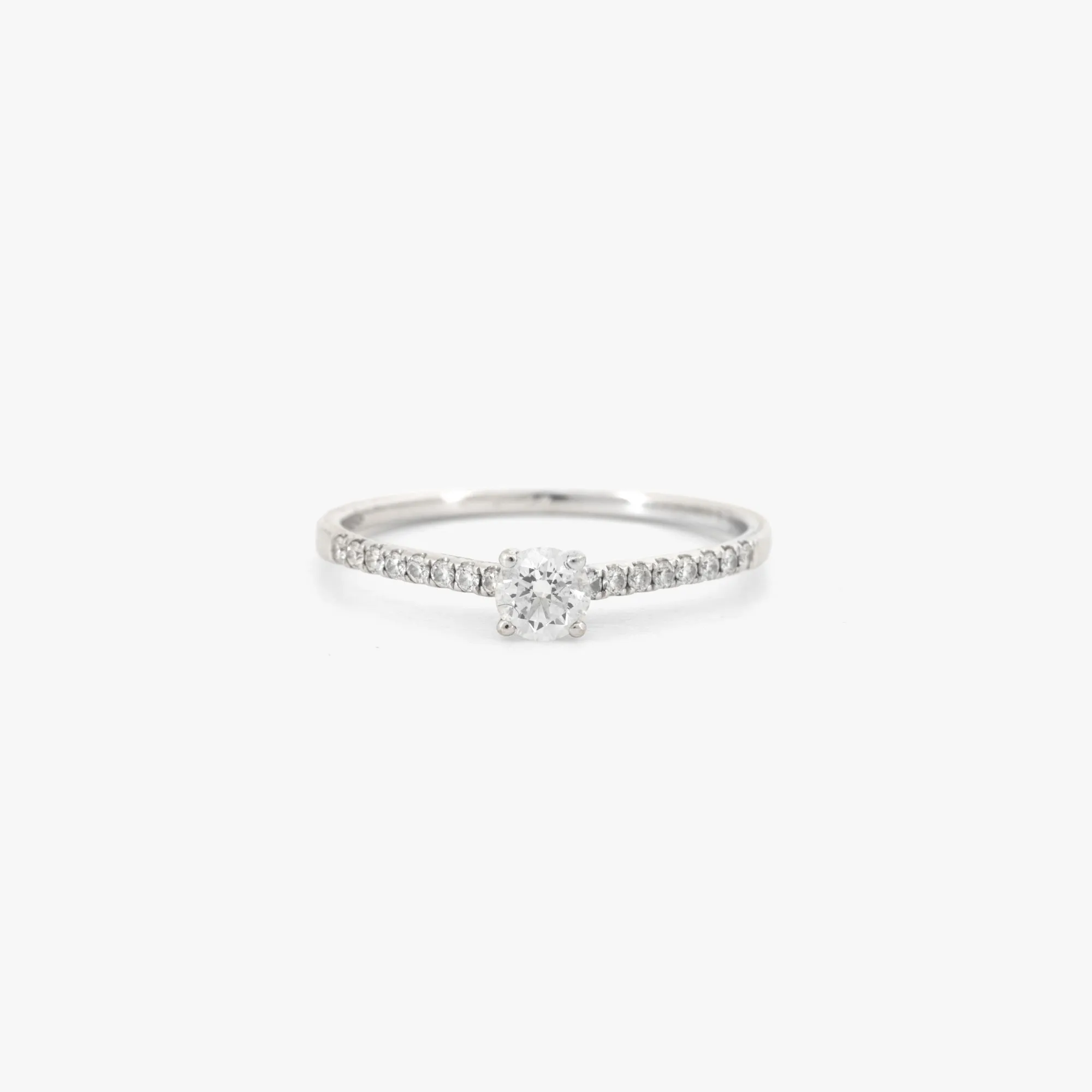 Giorgio Visconti white gold ring, decorated with diamonds, accompanied by the original certificate and box