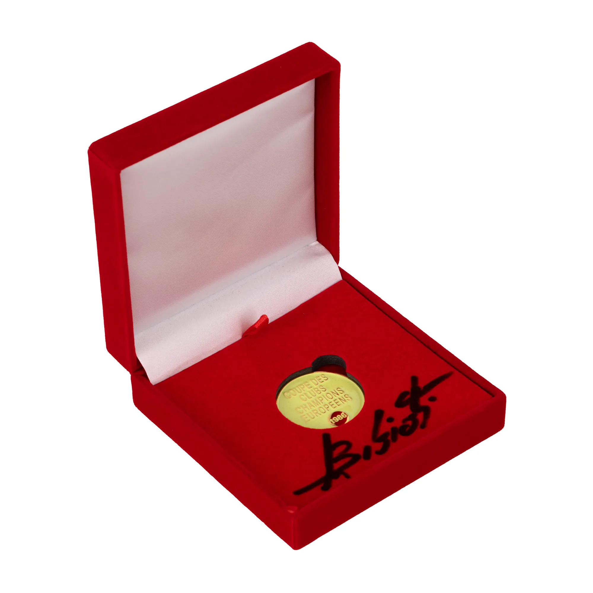 Medal model European Champions Cup 1986, with the holographic signature of Miodrag Belodedici
