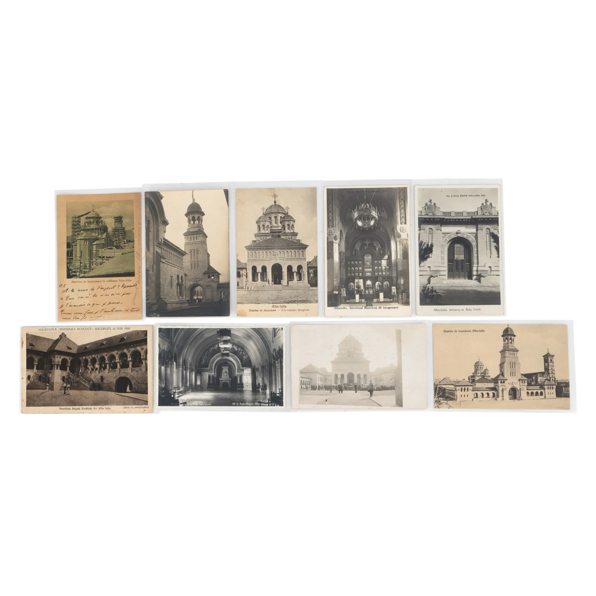 Lot format din nouă cărți poștale fotografice ilustrând catedrala și reședința regală din Alba Iulia, ateliere fotografice Iosepf Drotleff, Sibiu, 1921, Bach, Alba Iulia, 1929, 1931, 1935, atelier Julietta, București, 1922, atelier Geschw. Mller 1928