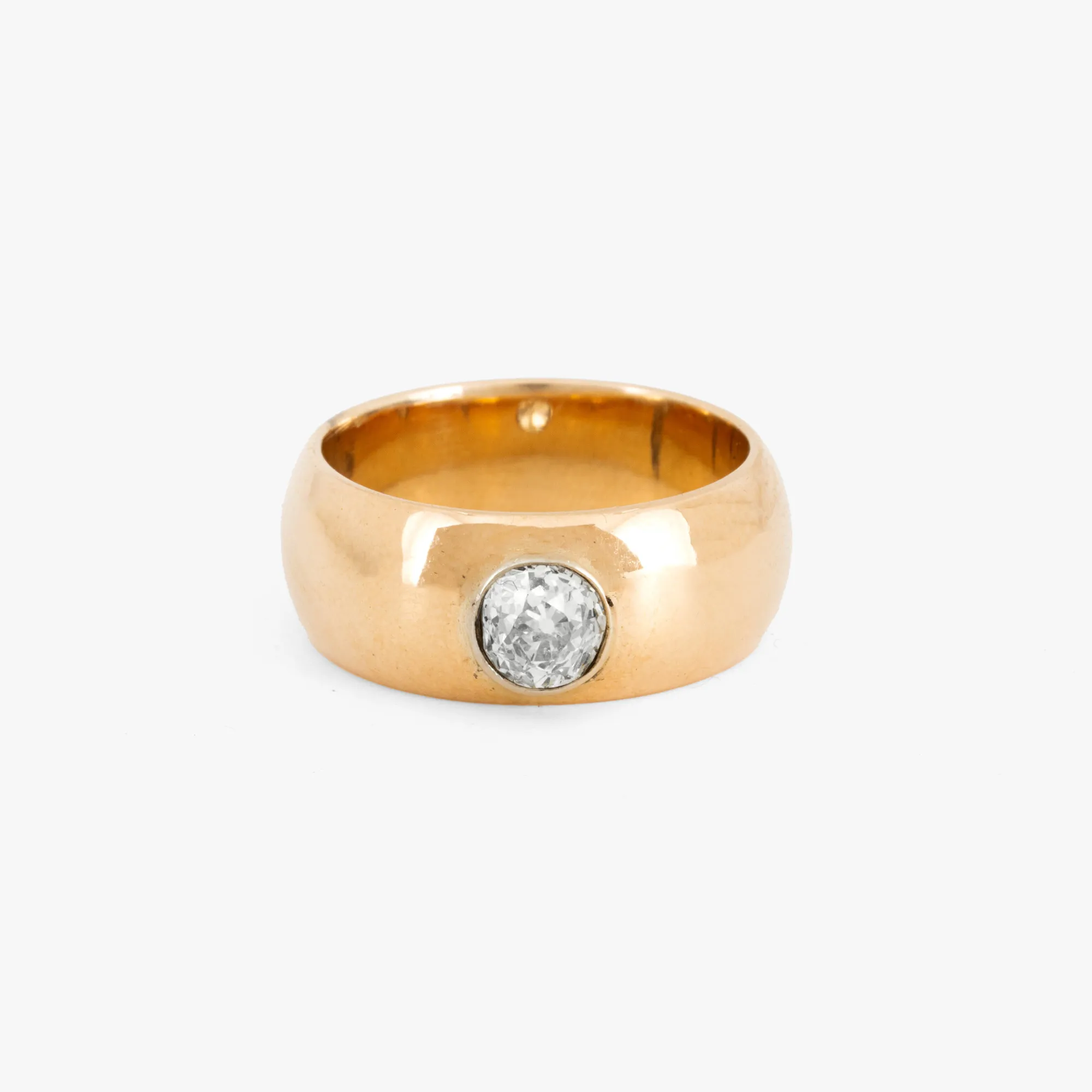 Gold ring, decorated with solitaire diamond, accompanied by supplemental gemological certificate