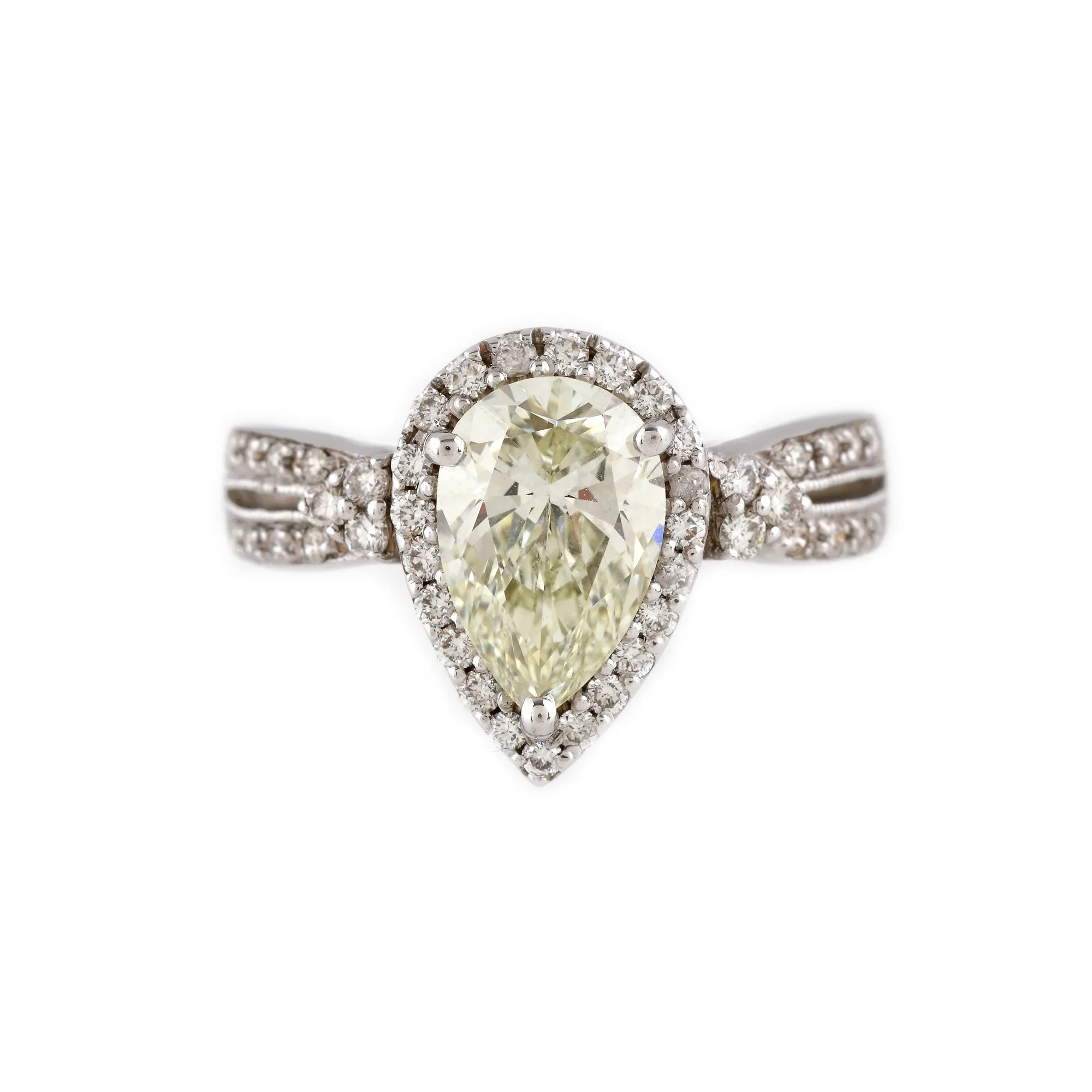 White gold ring, decorated centrally with an impressive pear-shaped diamond, surrounded by diamonds, accompanied by an HRD Antwerp certificate.