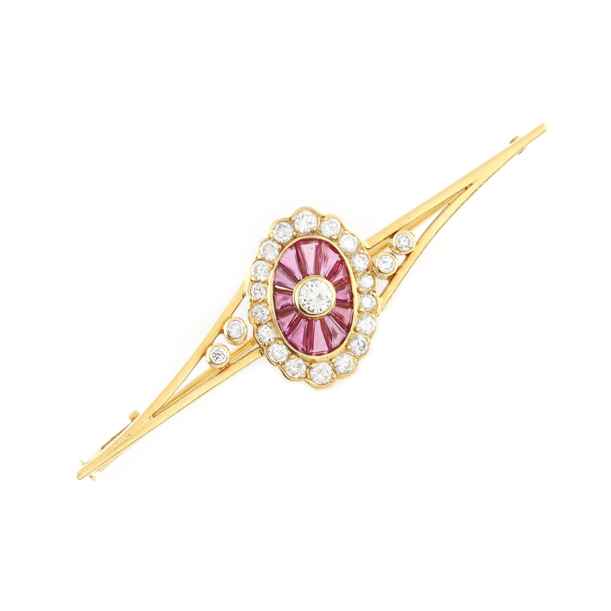 Gold brooch decorated with rubies and diamonds