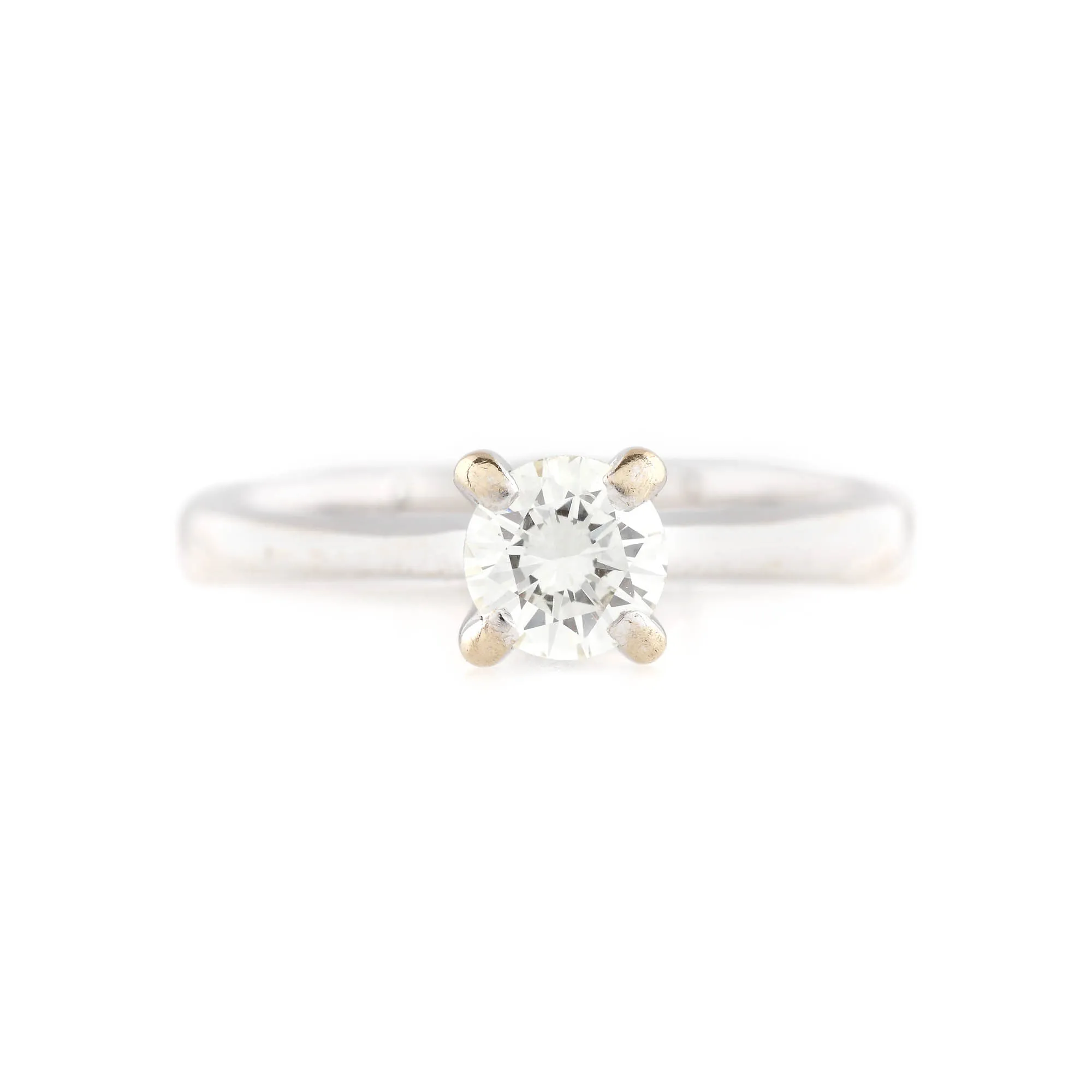 Inel din aur alb, decorat cu diamant solitaire