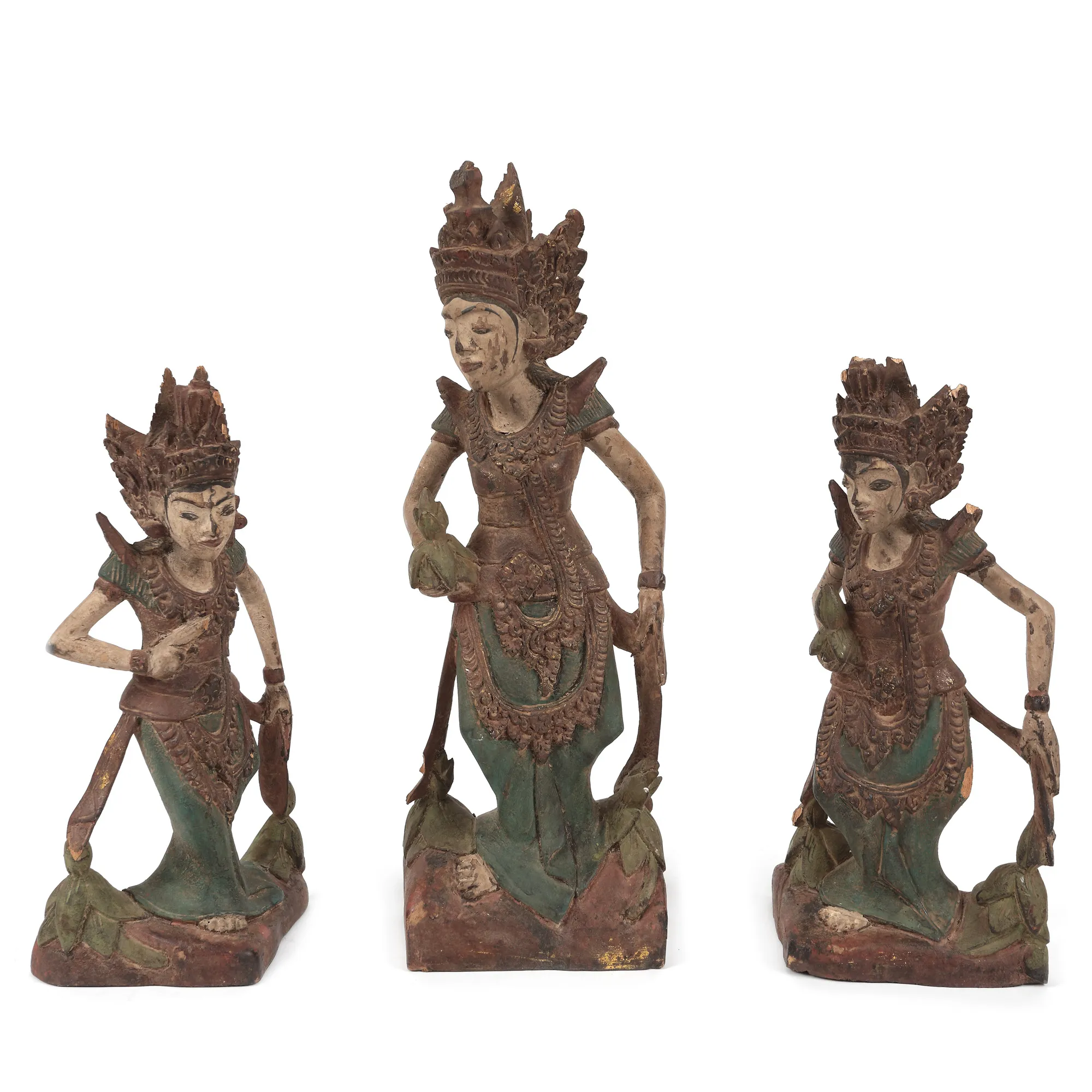 Lot format din trei statuete balineze, dansatoare tradiționale, Indonezia, începutul sec. XX