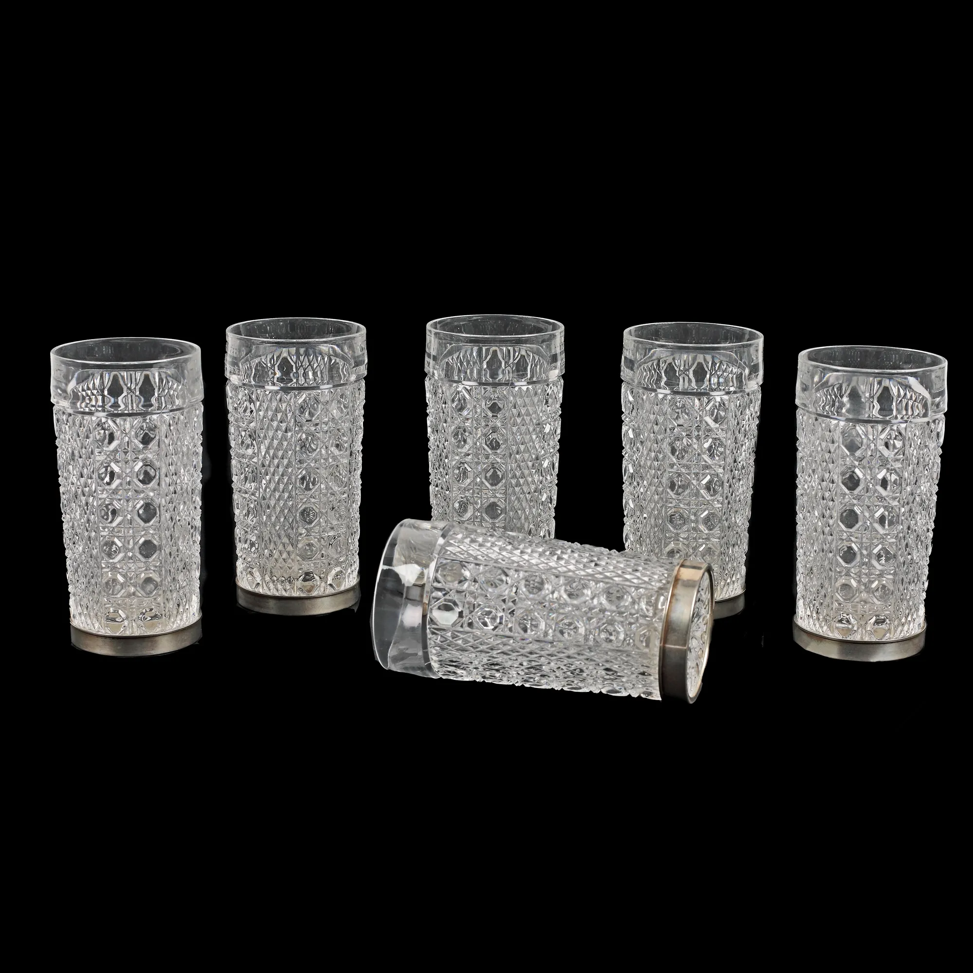 Set de 6 pahare cilindrice, cu montură din argint