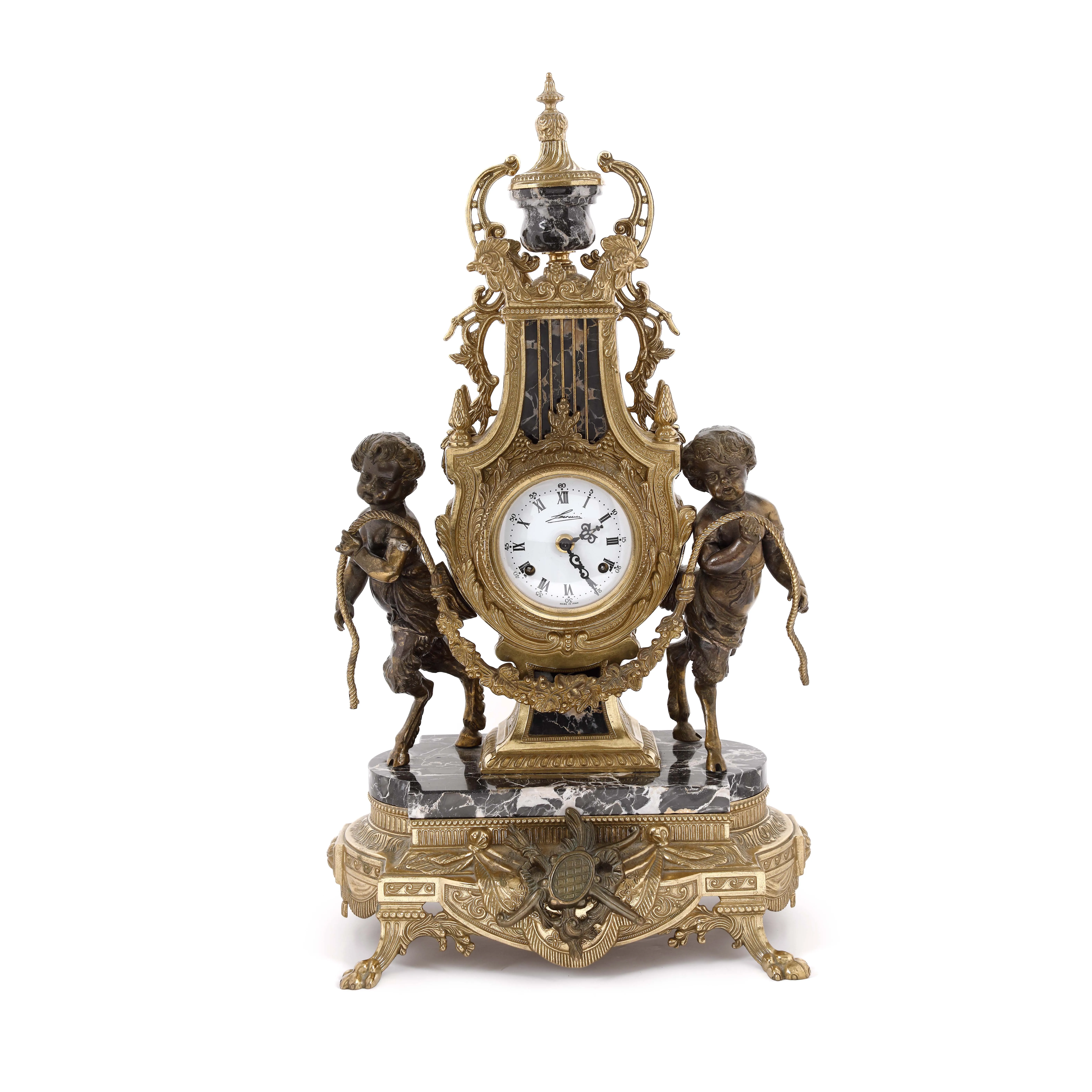 Ceas Lancini pentru șemineu, în manieră Louis XVI, din bronz și marmură