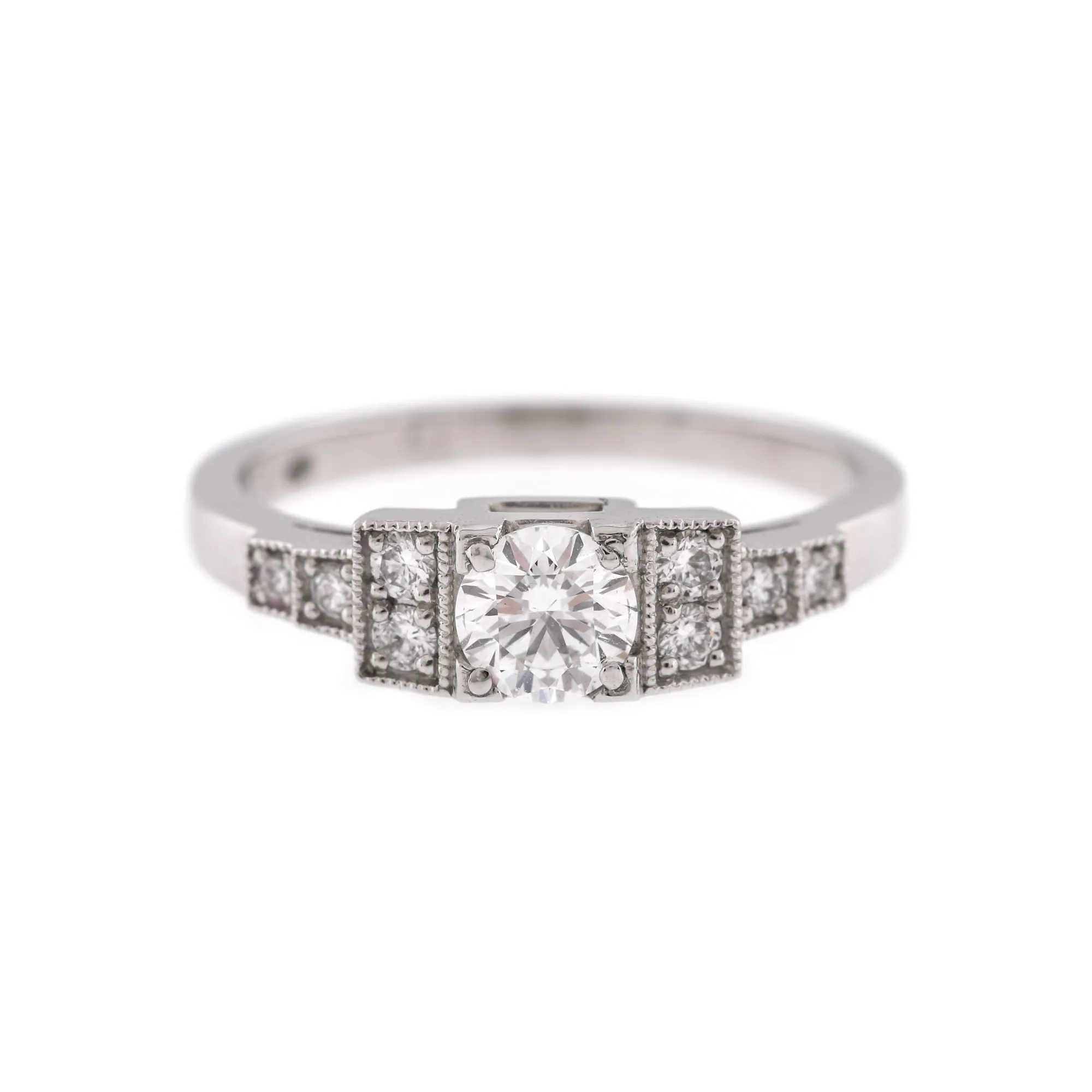 Platinum ring, decorated with diamonds, IGI certificate