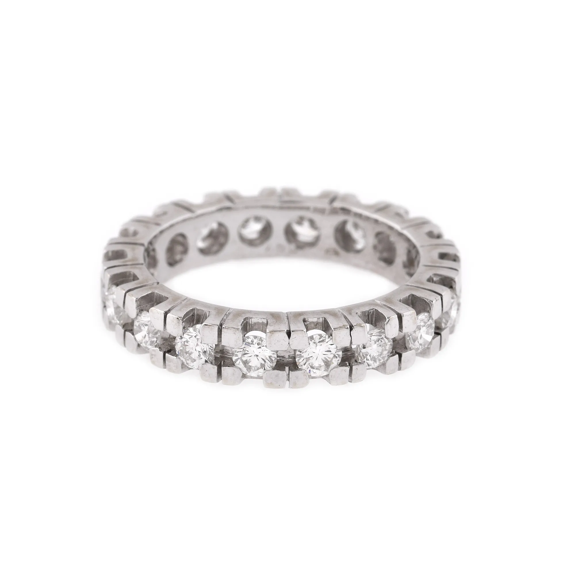 White gold ring, decorated with diamonds