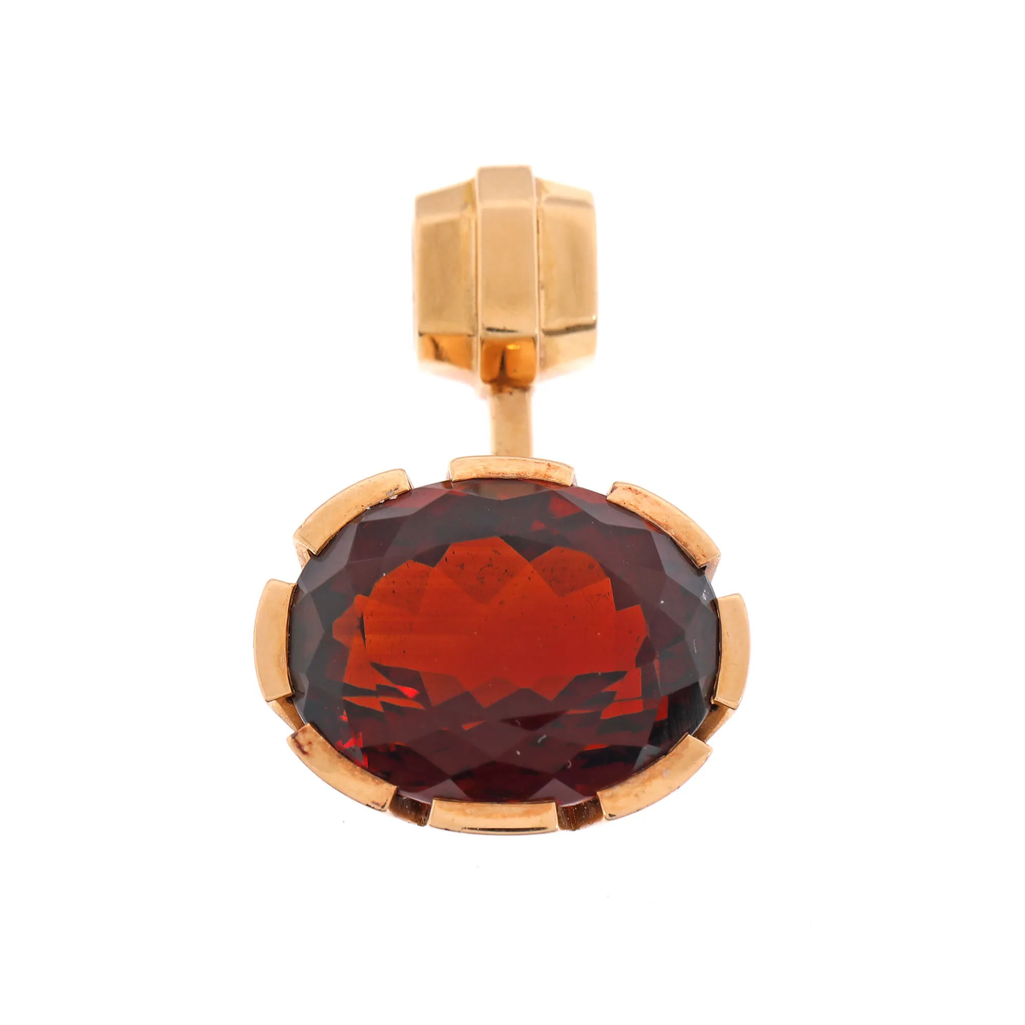 Gold pendant, adorned with Madeira citrine