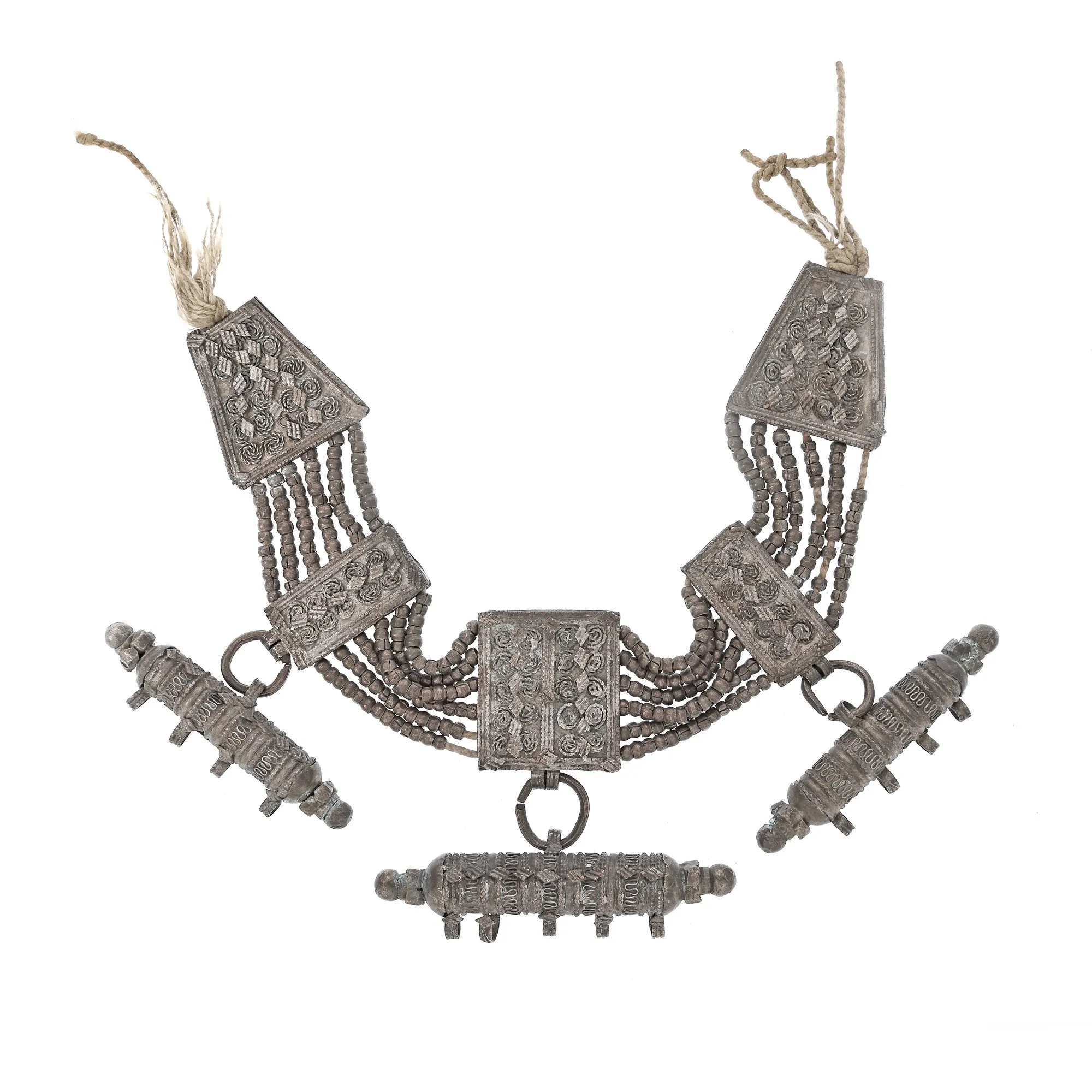 Necklace decorated with Oriental motifs, end of the 19th century