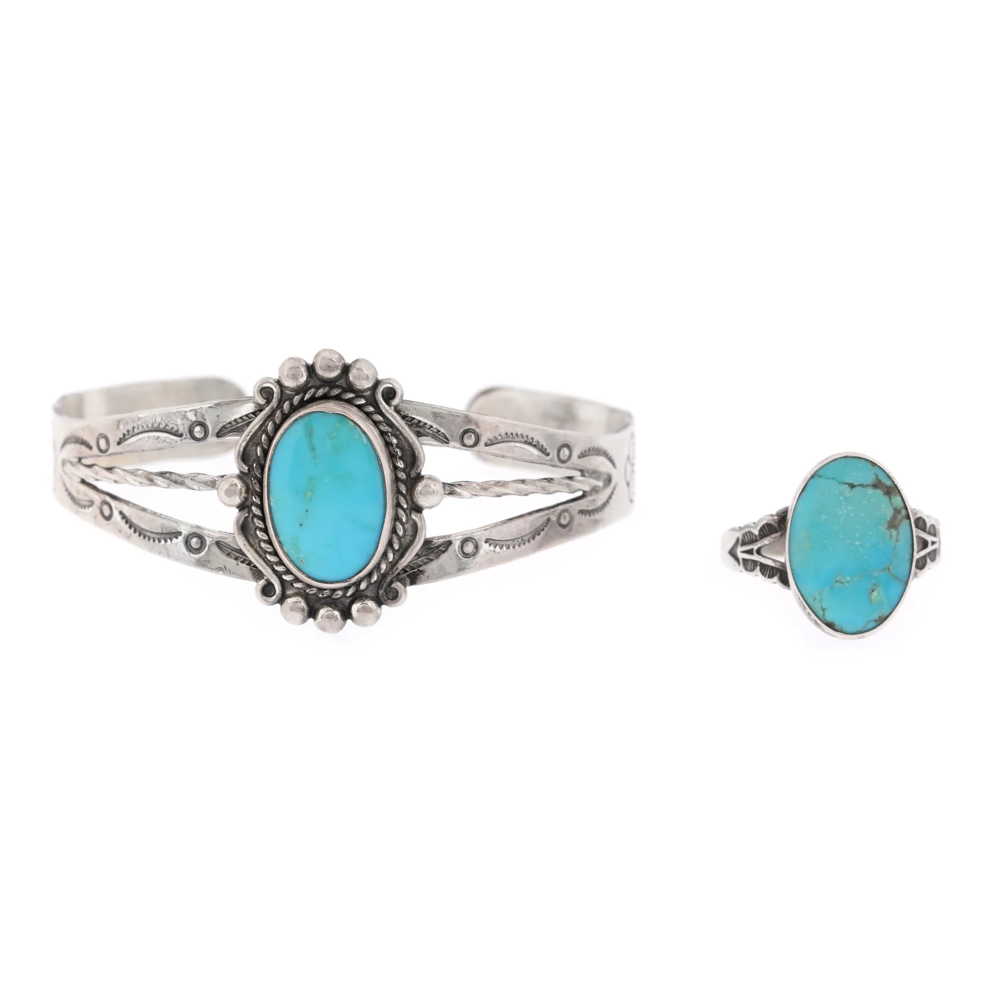 American Indian silver set, consisting of a bracelet and a ring, decorated with turquoise