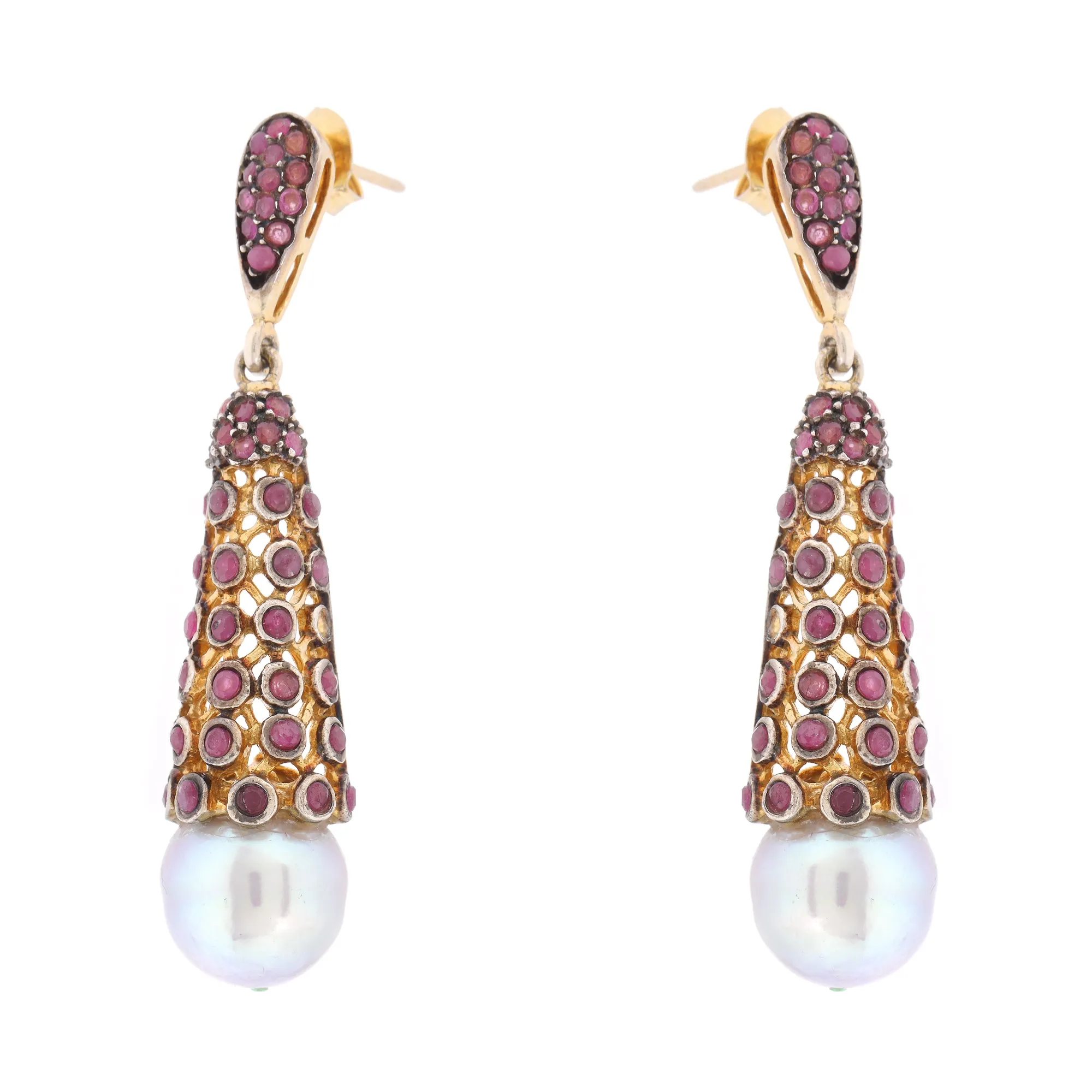 Pair of gold-plated silver earrings decorated with rubies and pearls