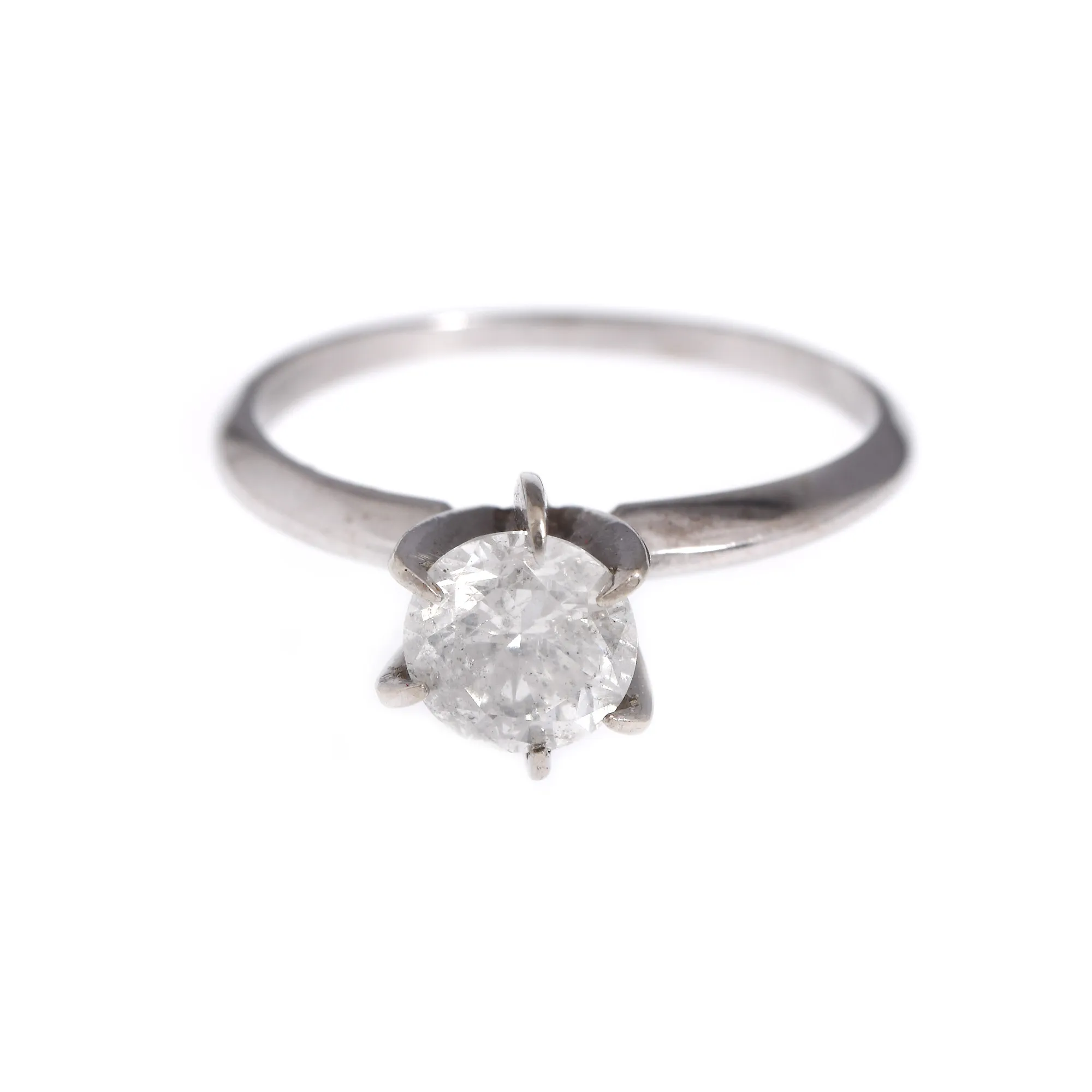 Inel din aur alb, decorat cu diamant solitaire