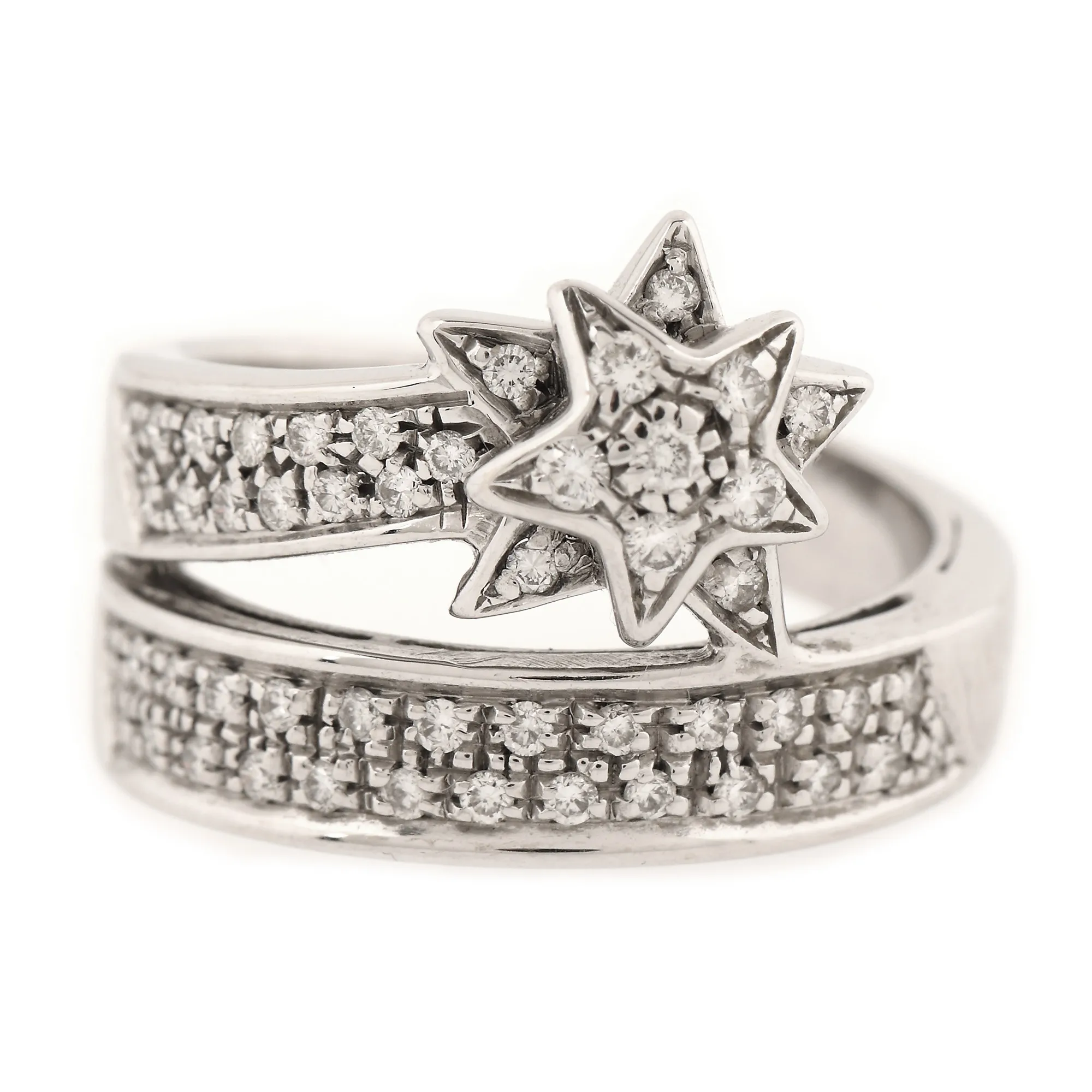 White gold ring, decorated with diamonds