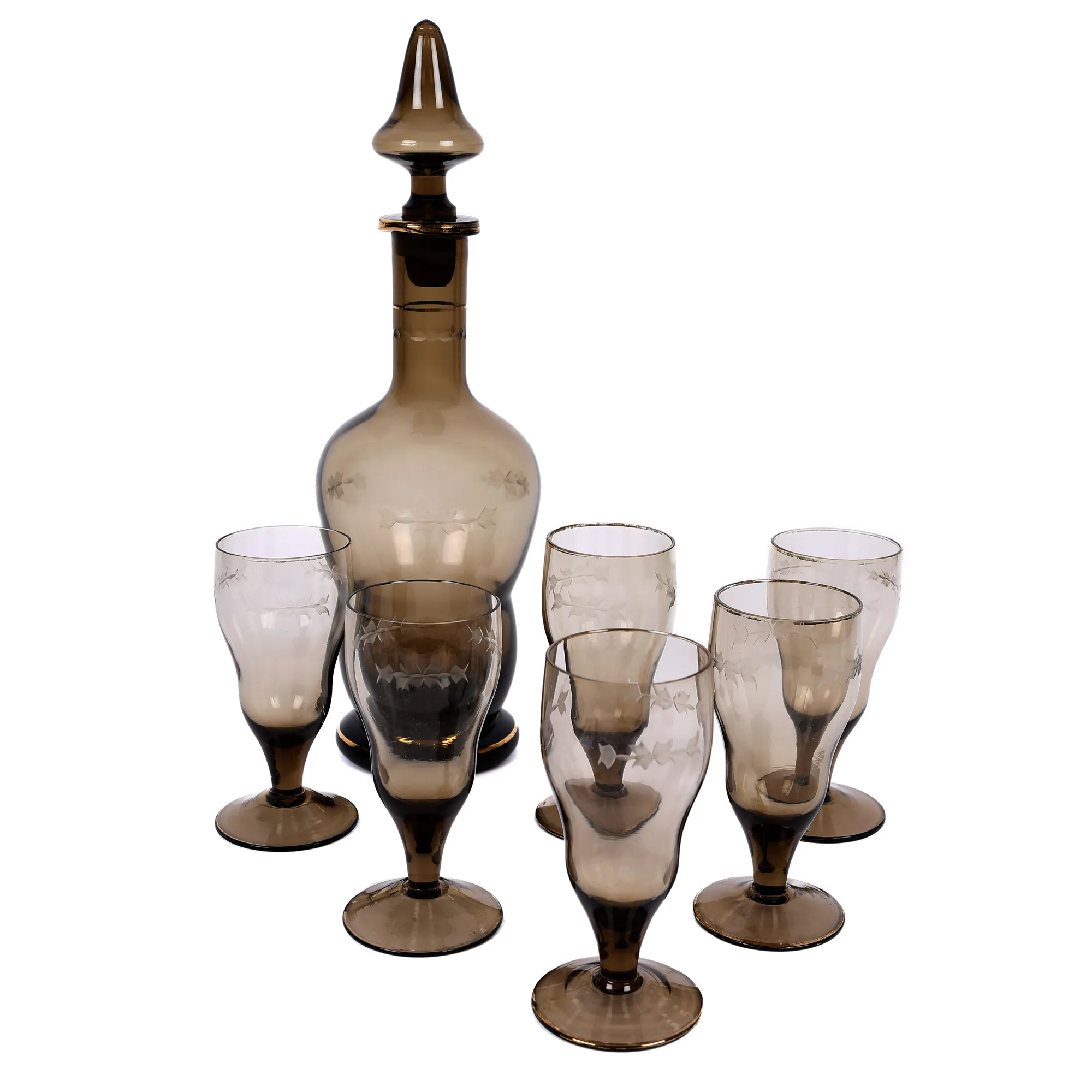 Smoky crystal set consisting of decanter and glasses