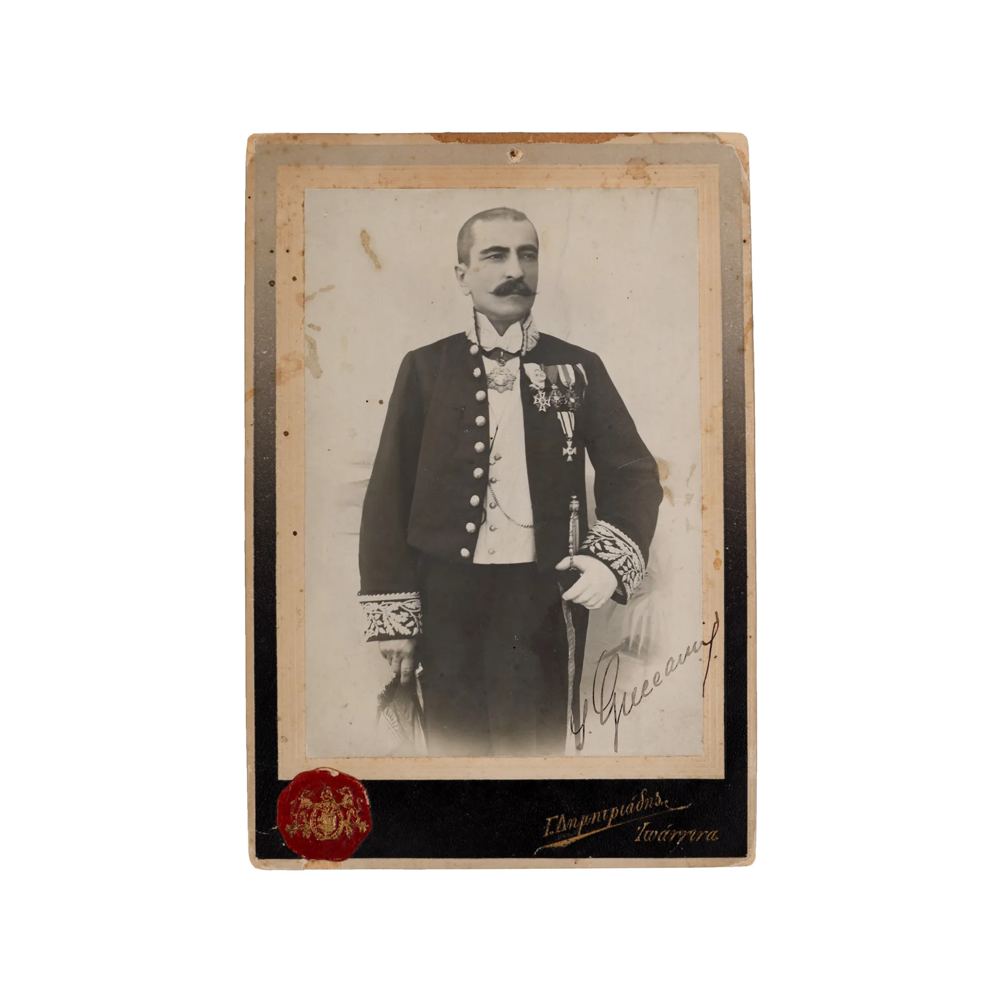 Photograph depicting the diplomat Sebastian Greceanu, J. Kriegshäuser studio Cernauti, approx. 1918, with holographic signature