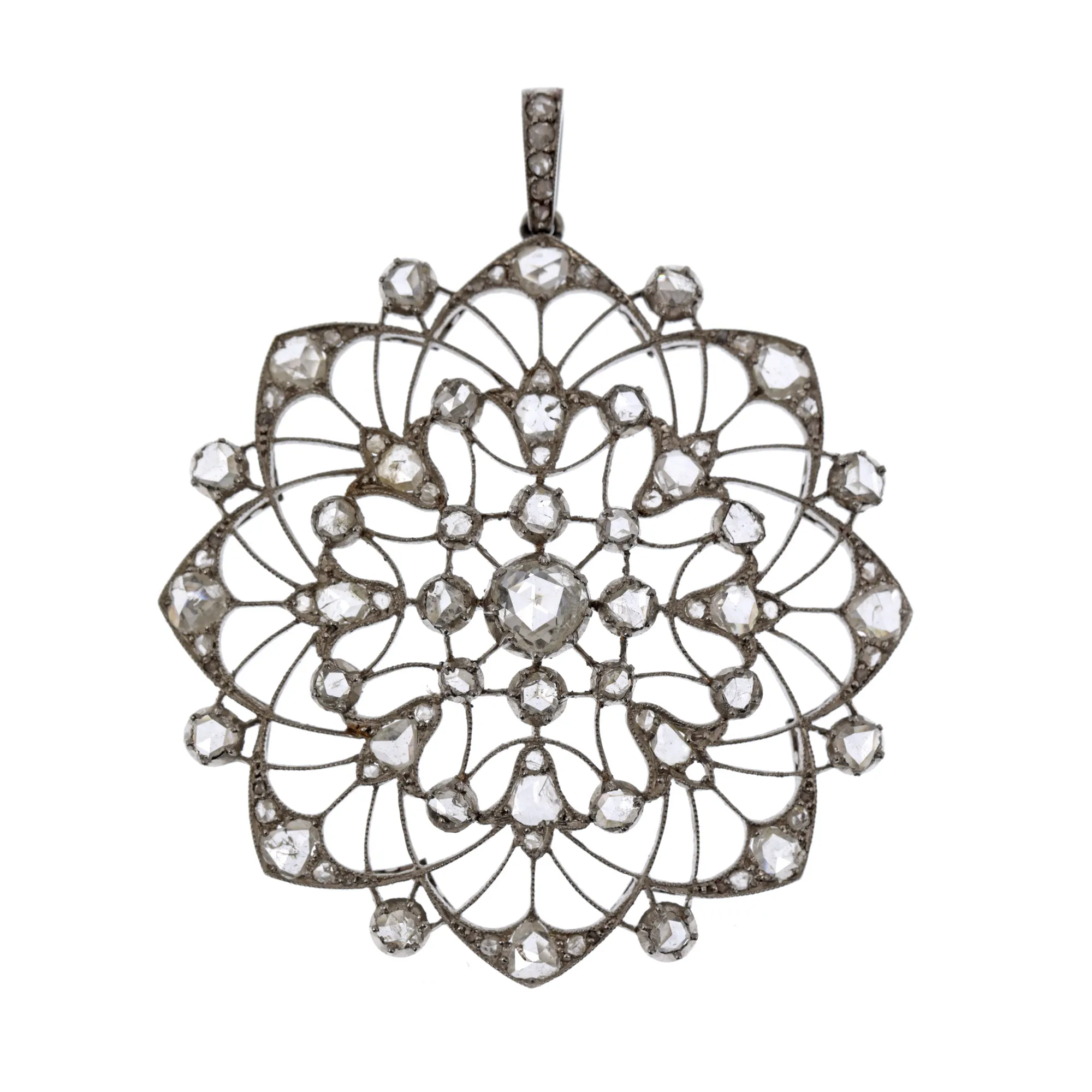 Broșă-pandantiv Belle Époque din platină, decorată cu diamante 