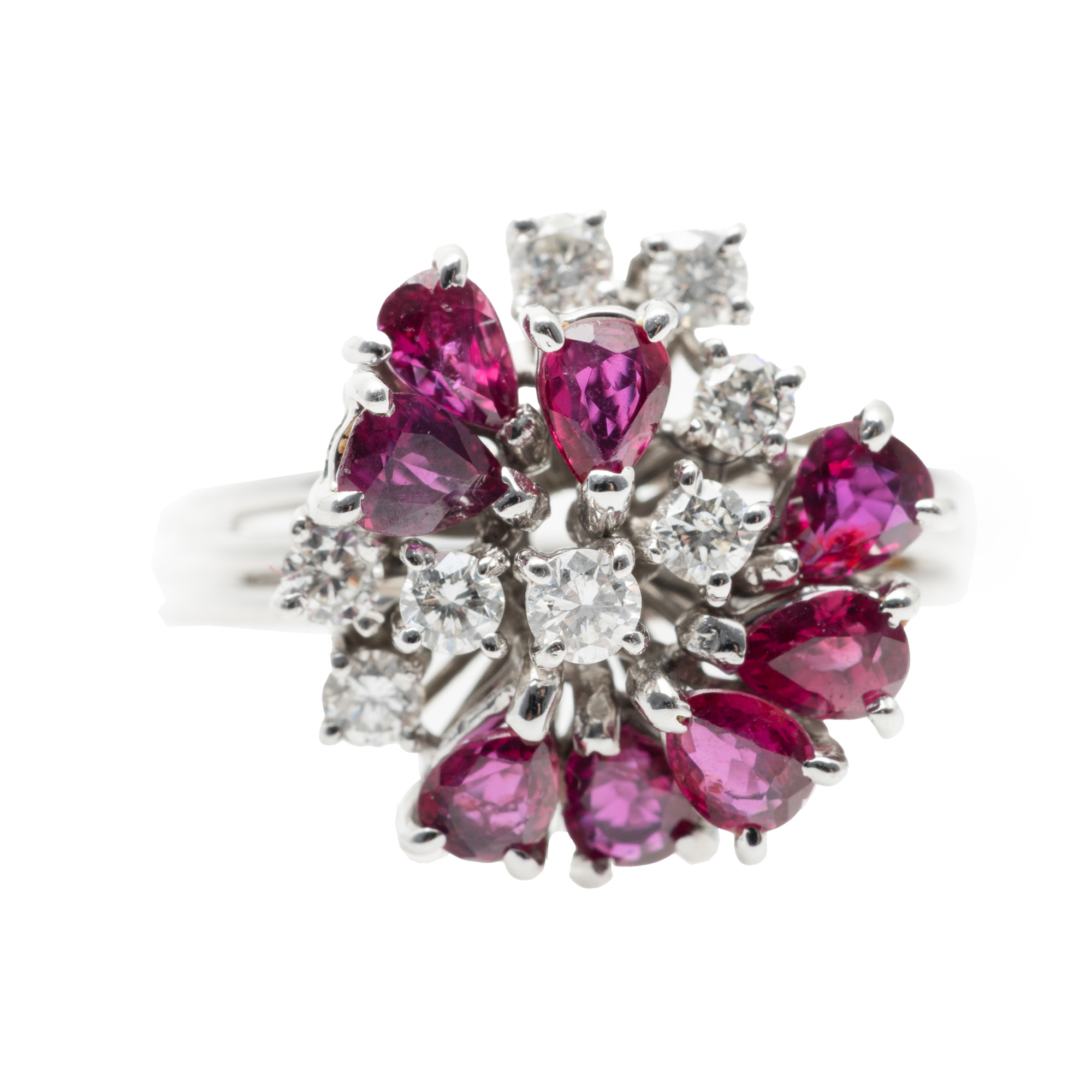White gold ring, adorned with diamonds and rubies