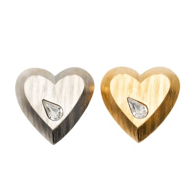 Set format din două broșe-pandantiv Yves Saint Laurent, sub formă de inimi