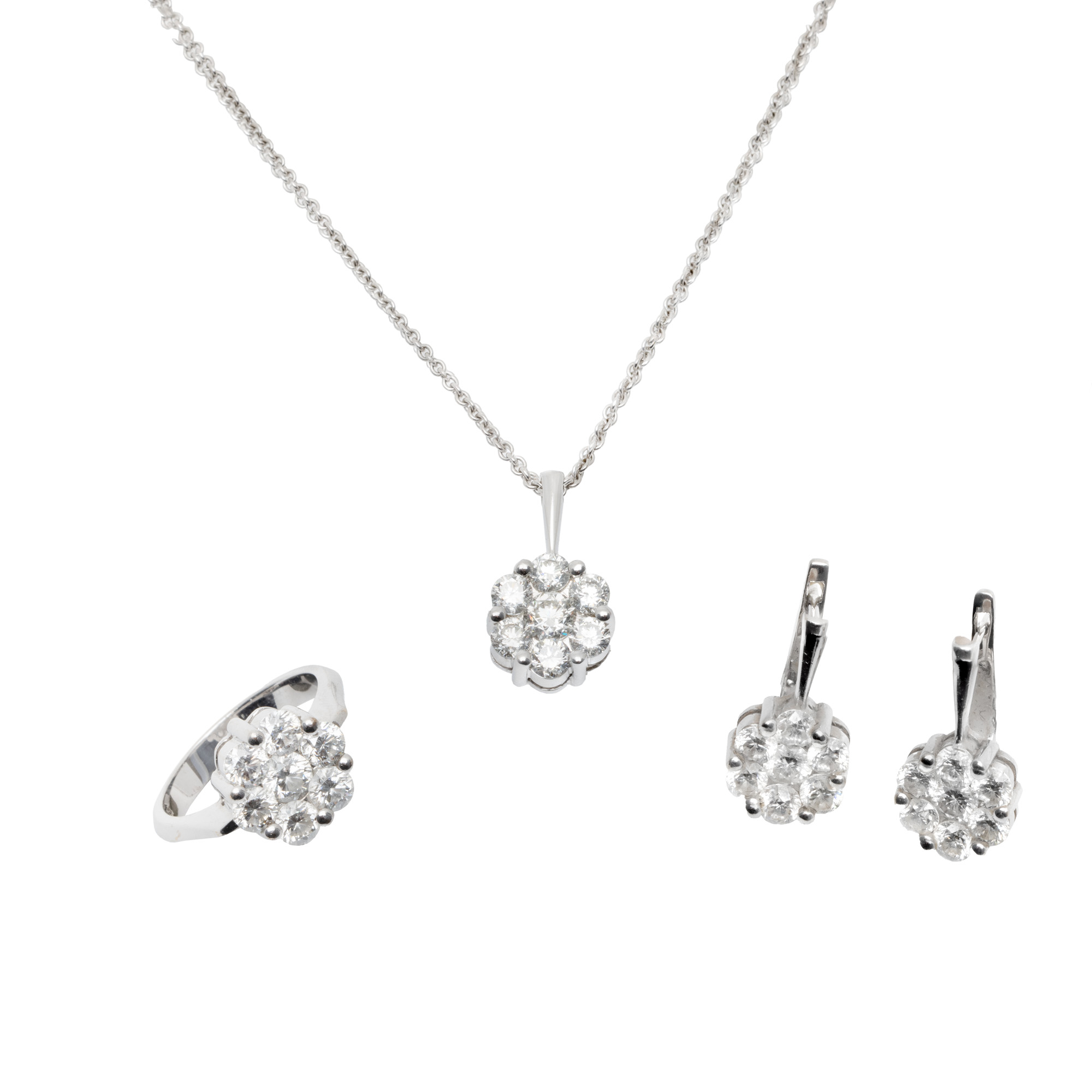 White gold set, consisting of a pair of earrings, pendant chain and ring, decorated with diamonds