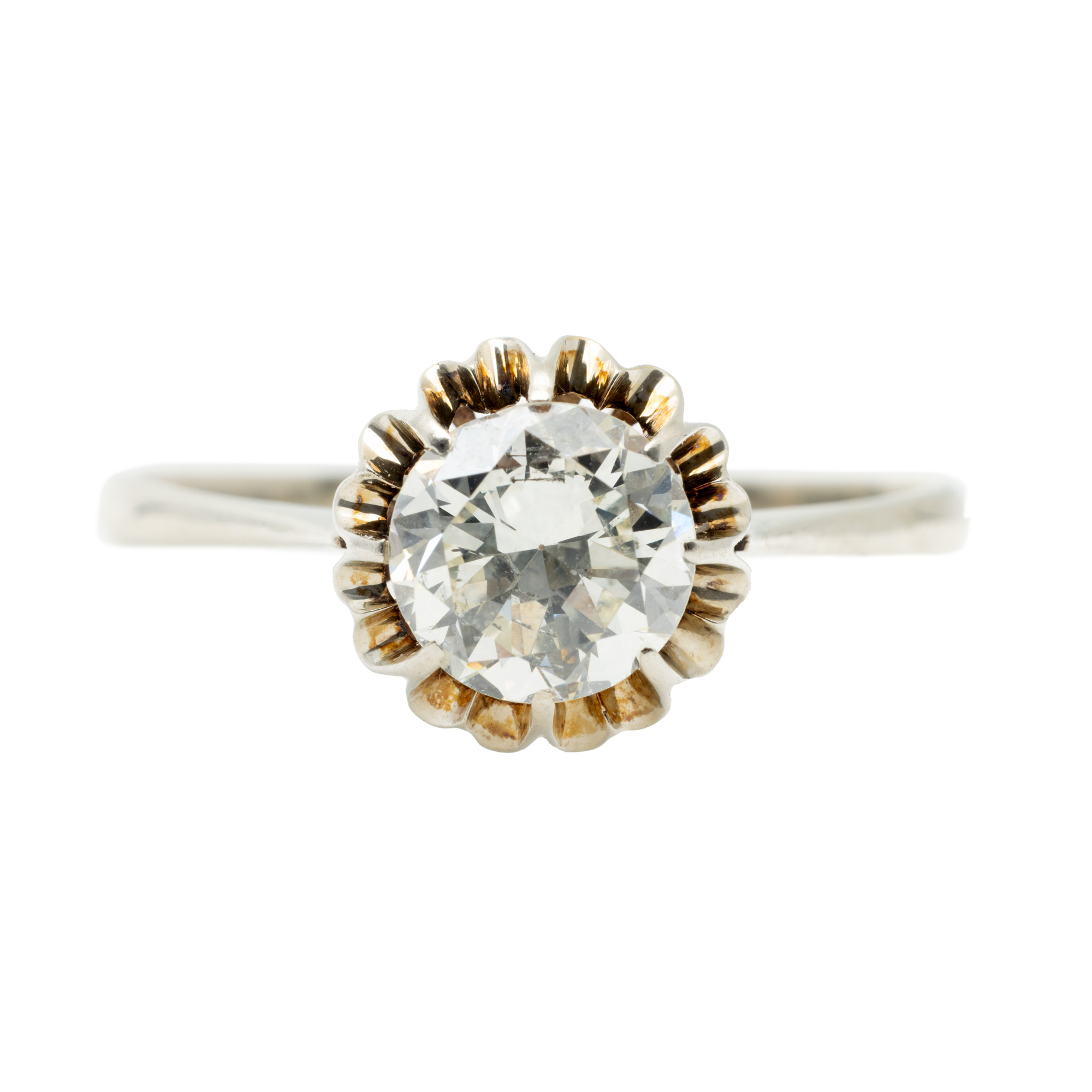 Inel din aur alb, decorat cu un diamant central de cca. 1,65 ct.