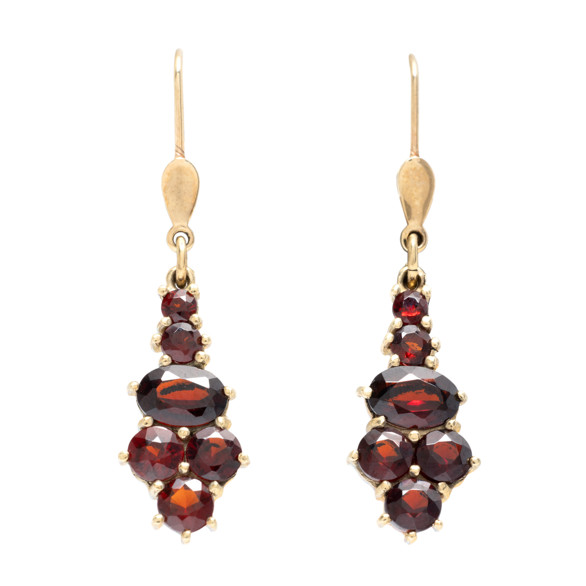 Pair of gold earrings, decorated with garnets