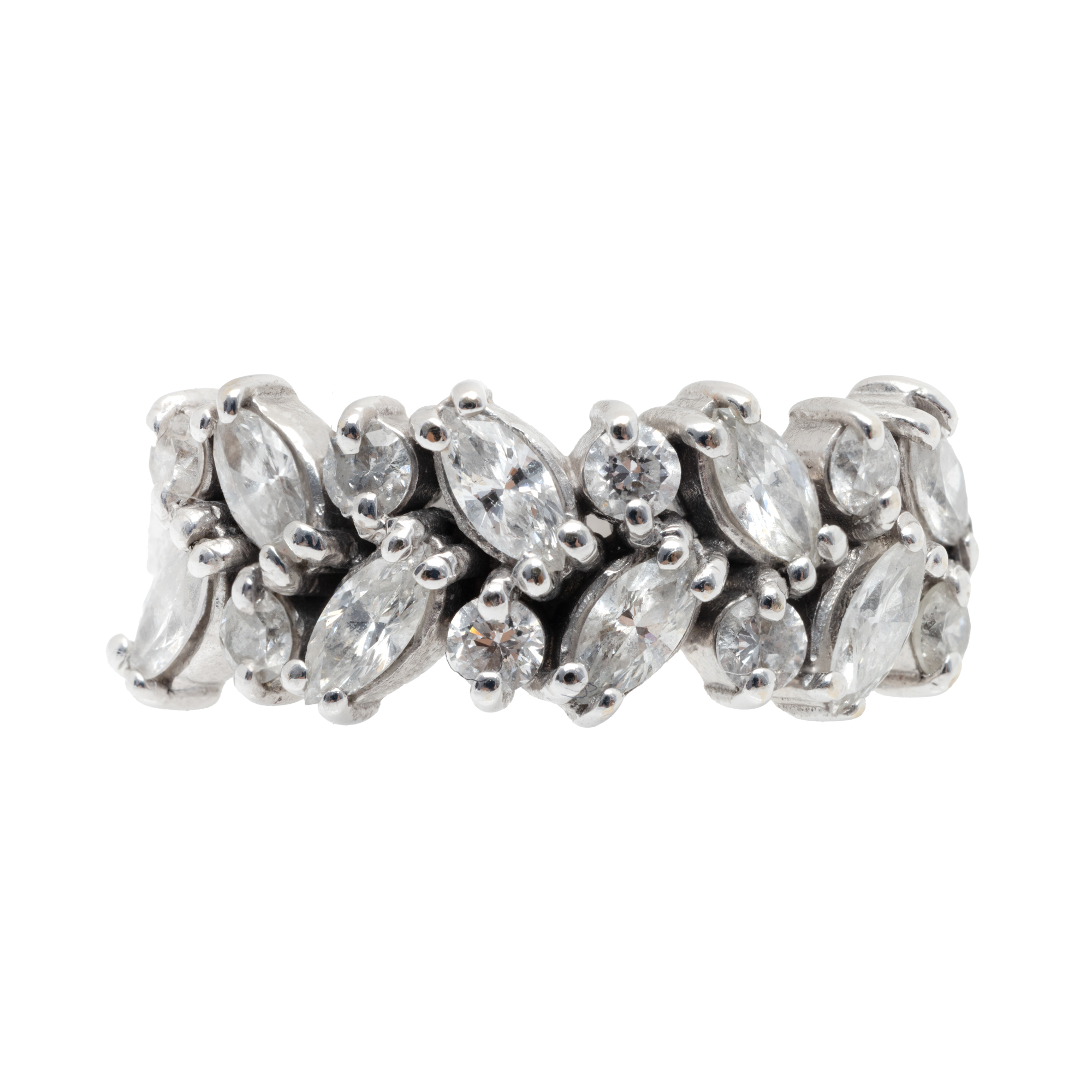 White gold ring, decorated with diamonds