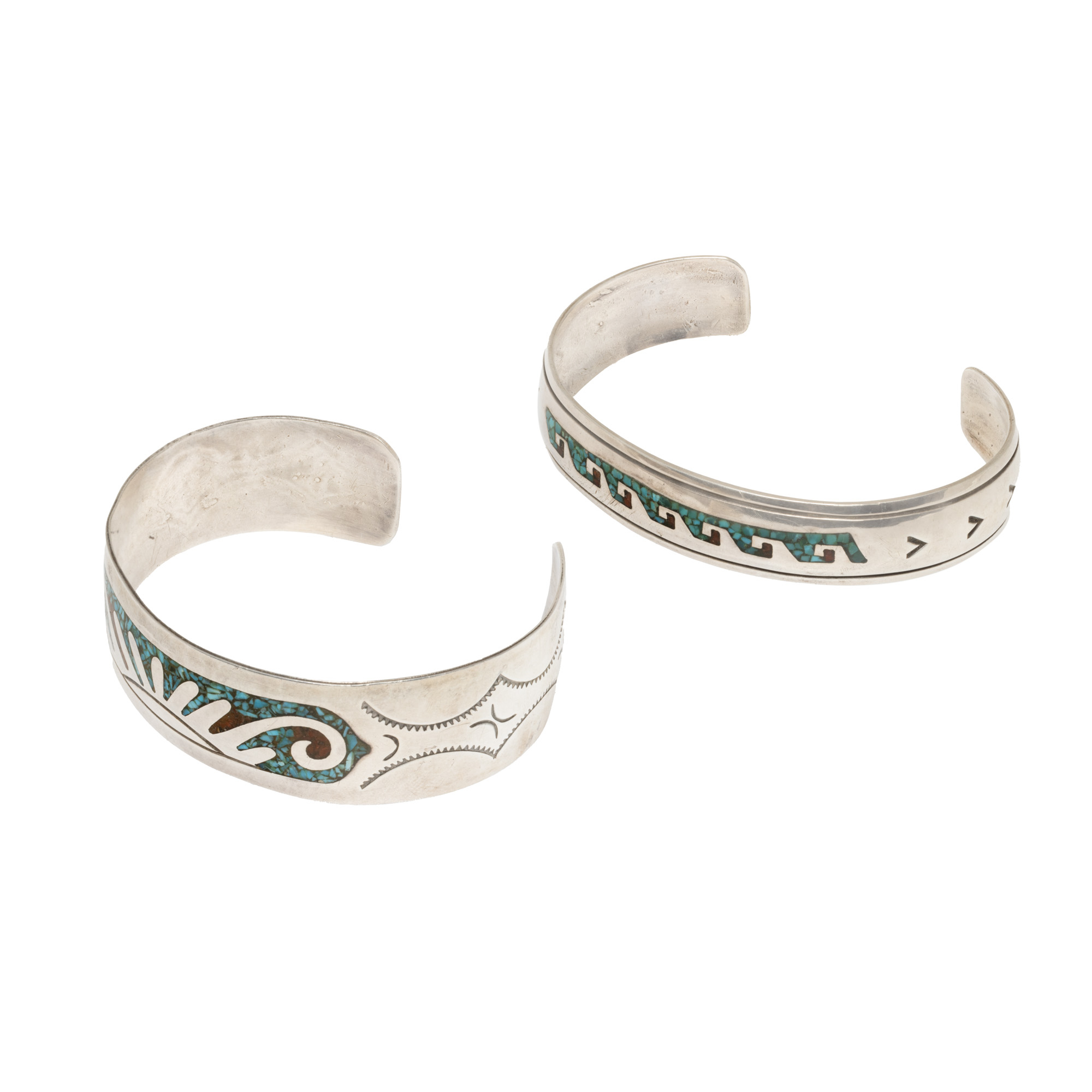 Pair of silver bracelets, decorated with micromosaic