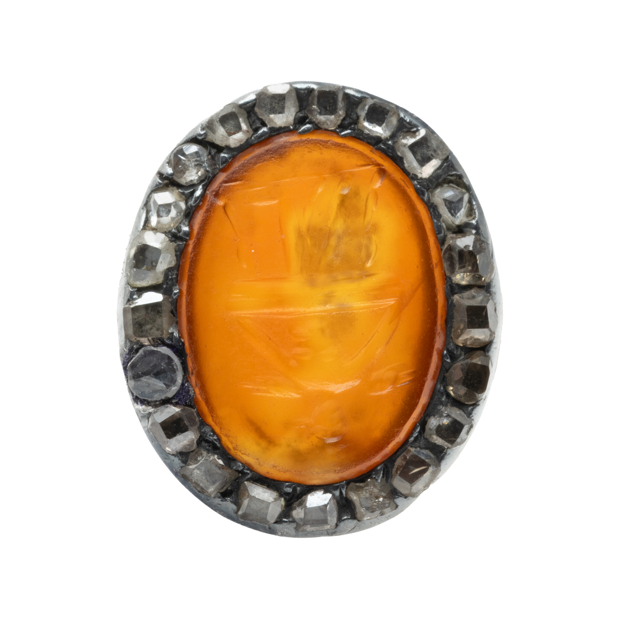 Inel din aur roz și argint, decorat cu intaglio și diamante